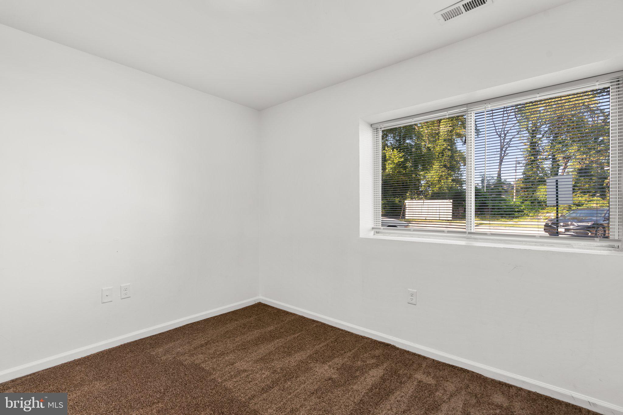 GWYNN OAK - Residential Lease