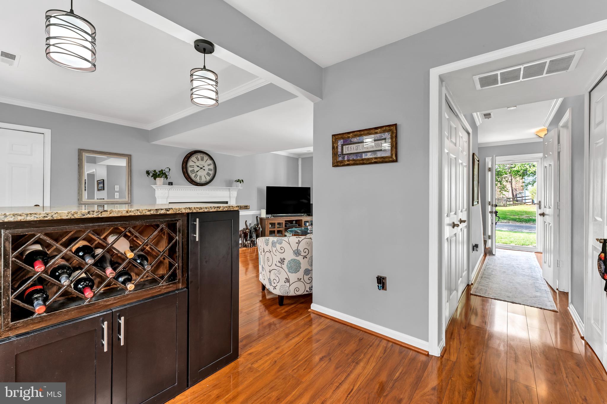 HAMPSHIRE - Residential