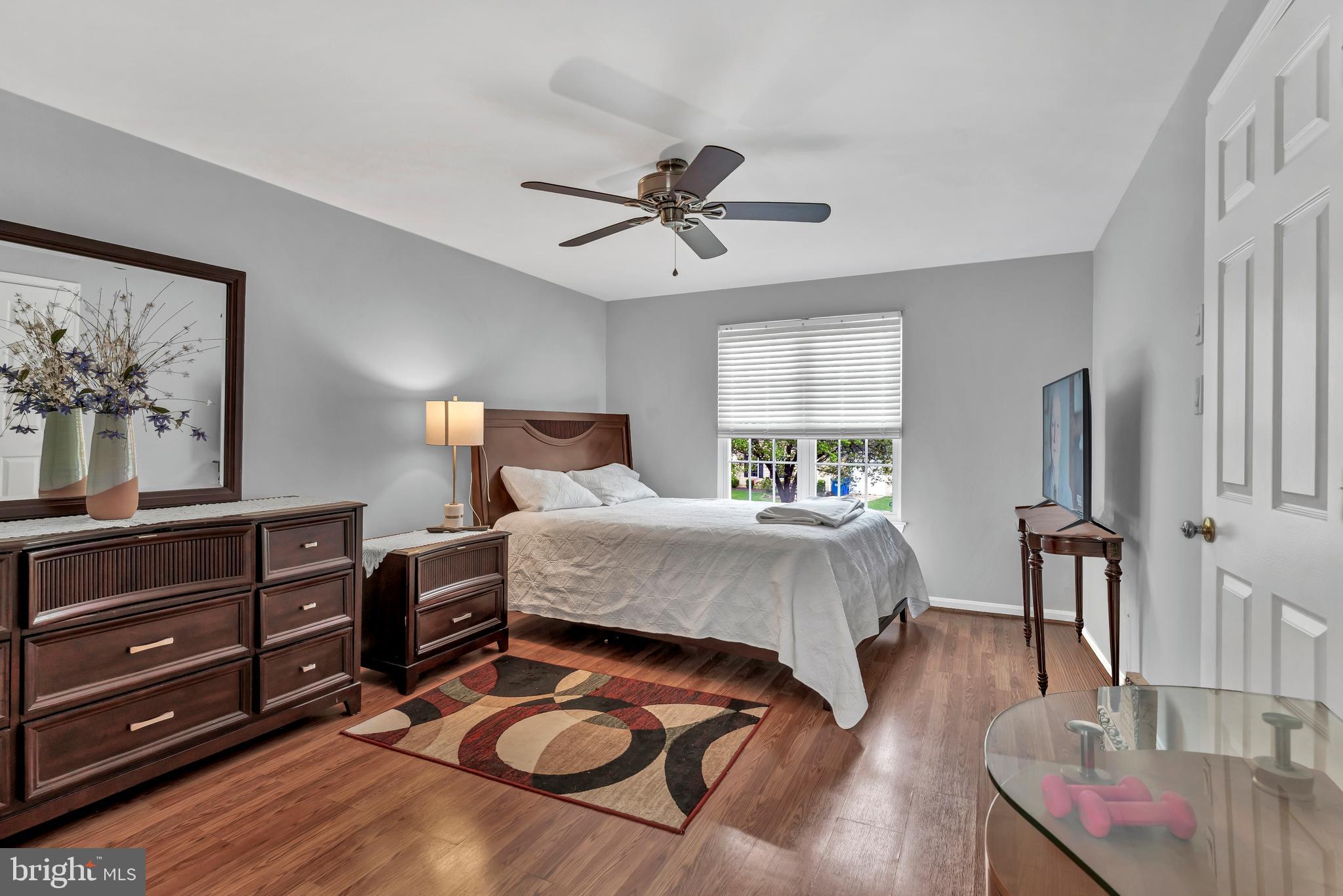 HAMPSHIRE - Residential