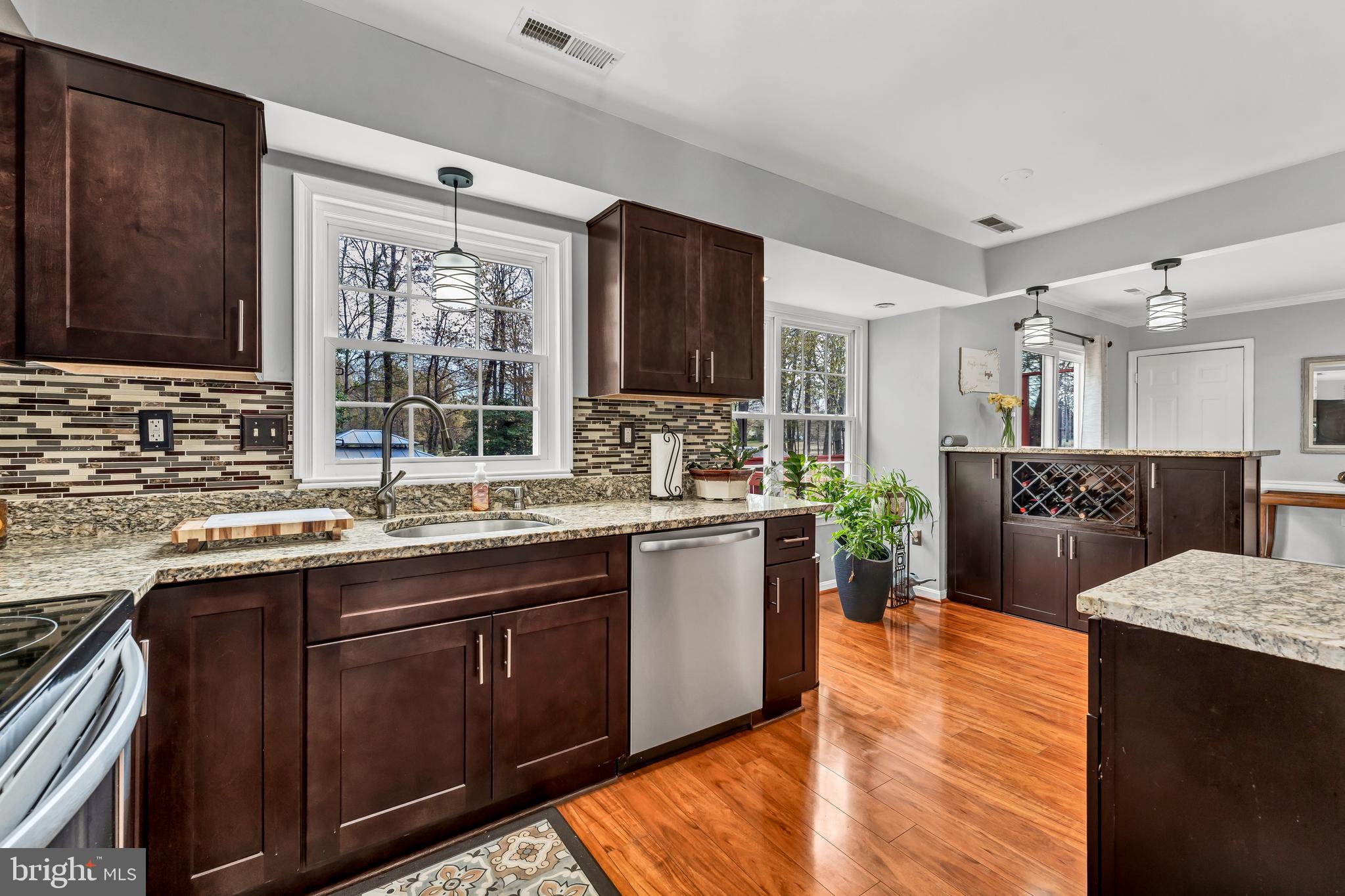 HAMPSHIRE - Residential