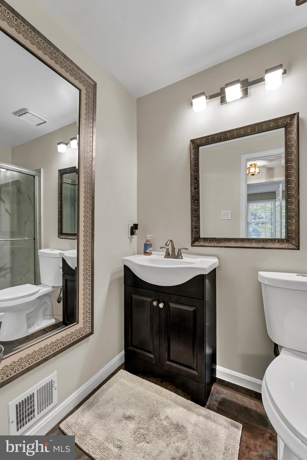 HAMPSHIRE - Residential