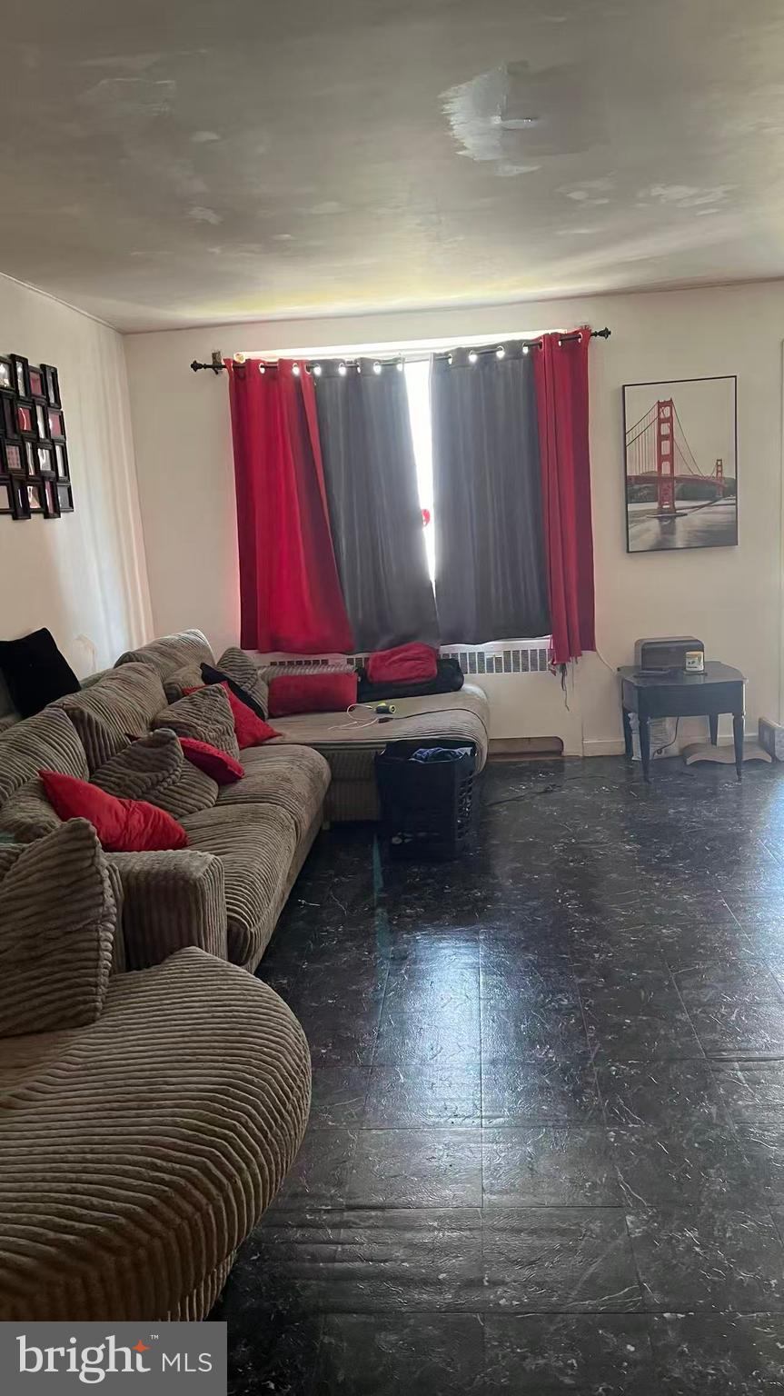 PHILADELPHIA (NORTHEAST) - Residential