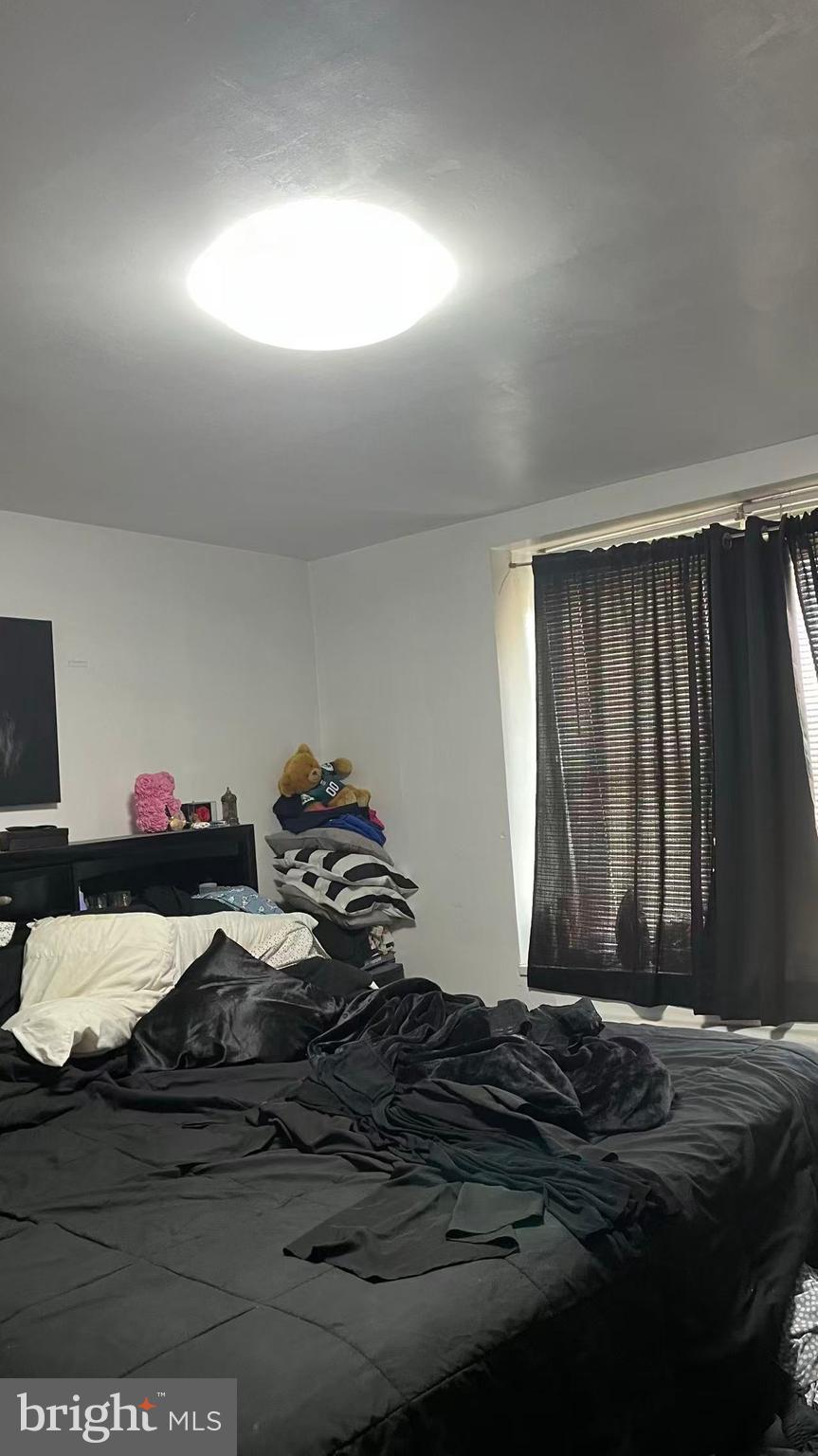 PHILADELPHIA (NORTHEAST) - Residential