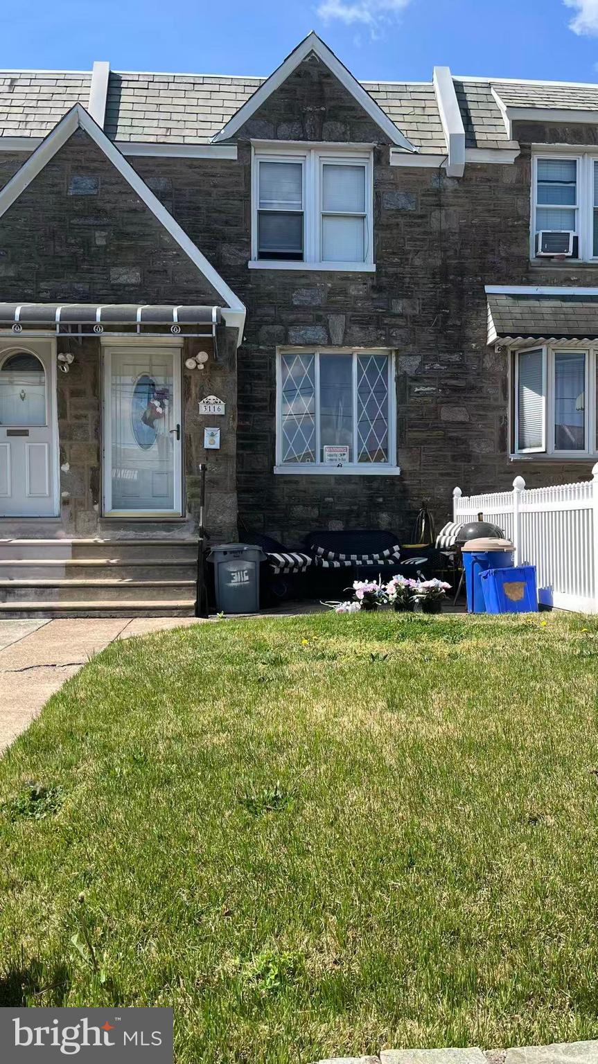 PHILADELPHIA (NORTHEAST) - Residential