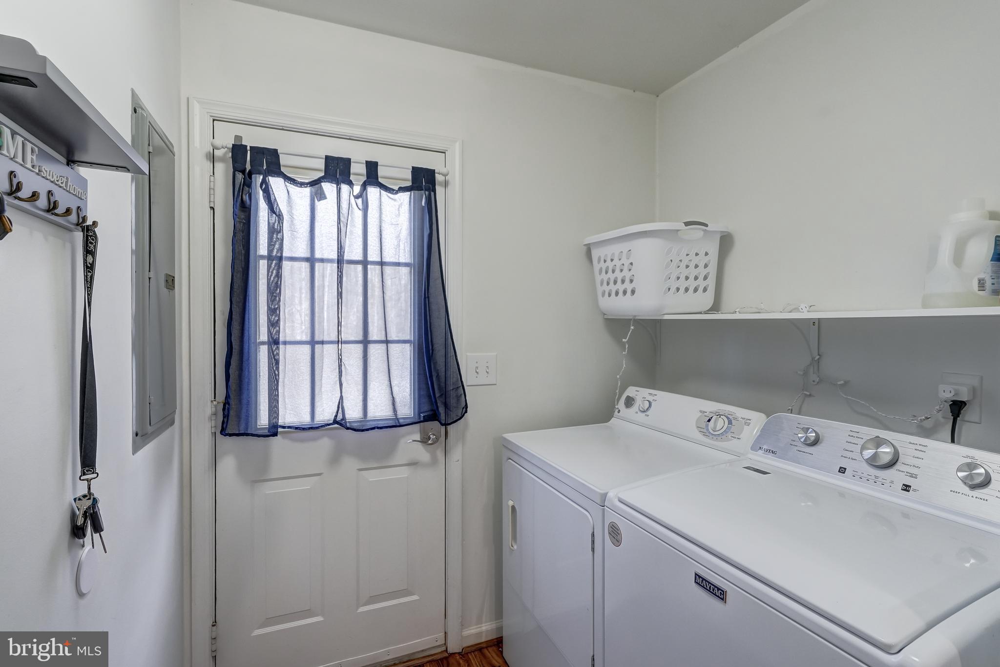 OAKWOOD - Residential