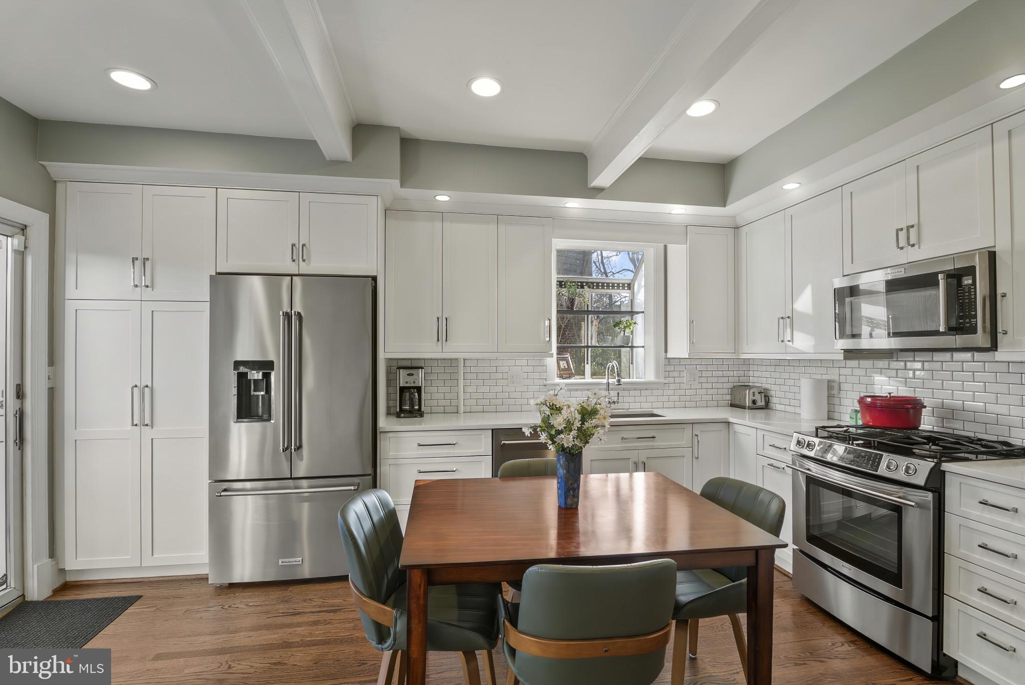 MOUNT WASHINGTON - Residential