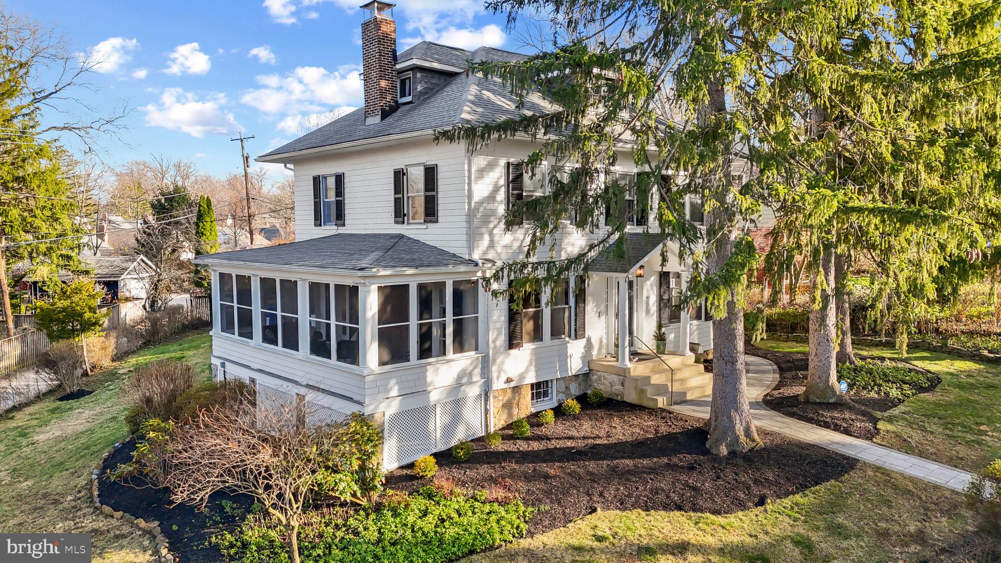 MOUNT WASHINGTON - Residential