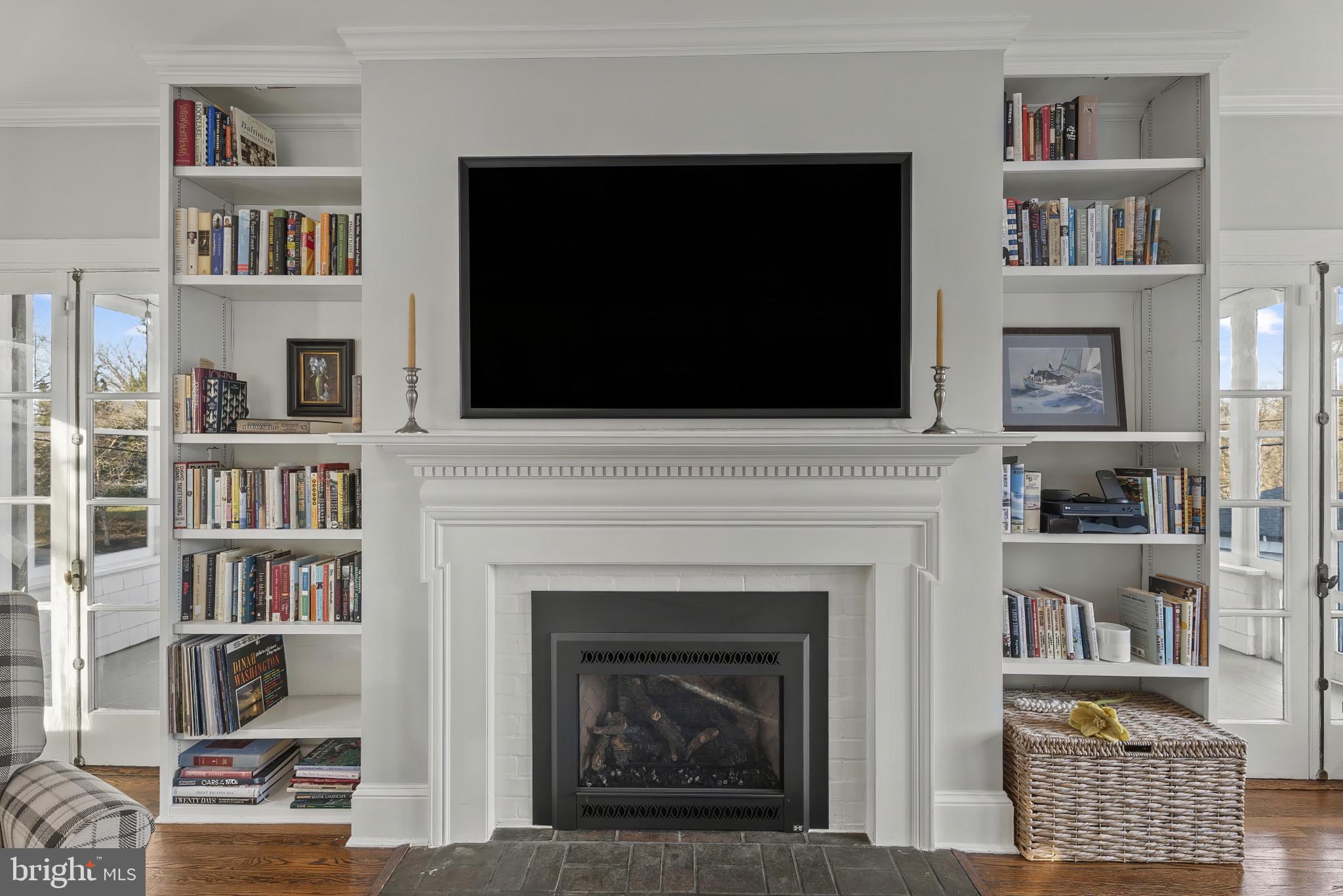 MOUNT WASHINGTON - Residential