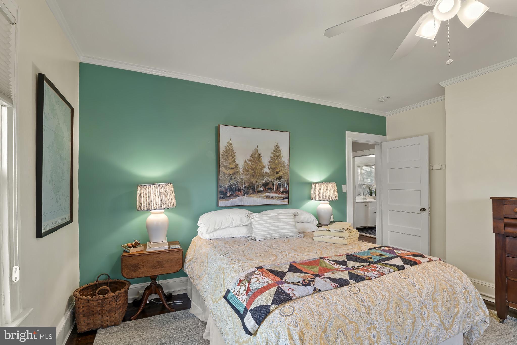 MOUNT WASHINGTON - Residential