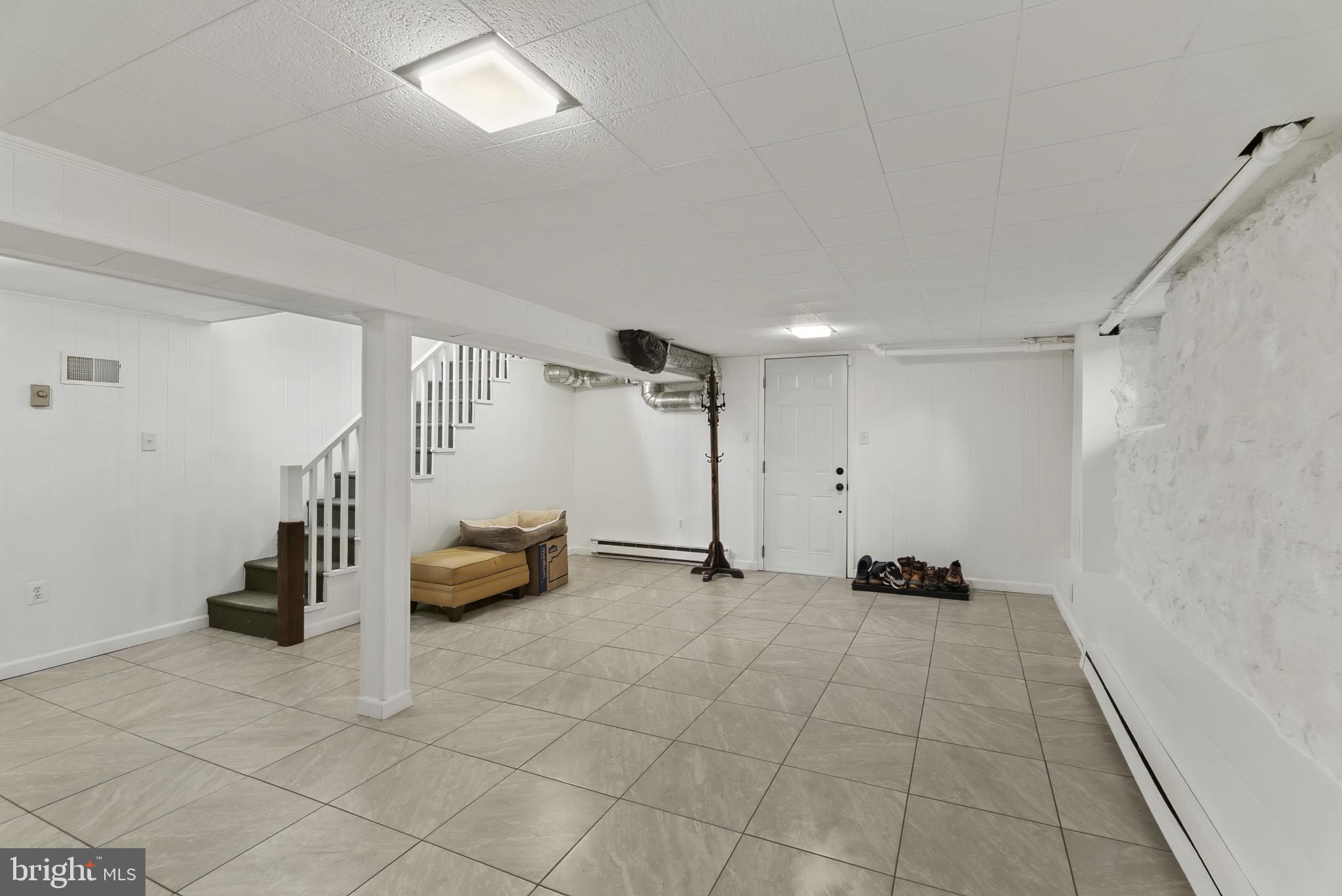 MOUNT WASHINGTON - Residential