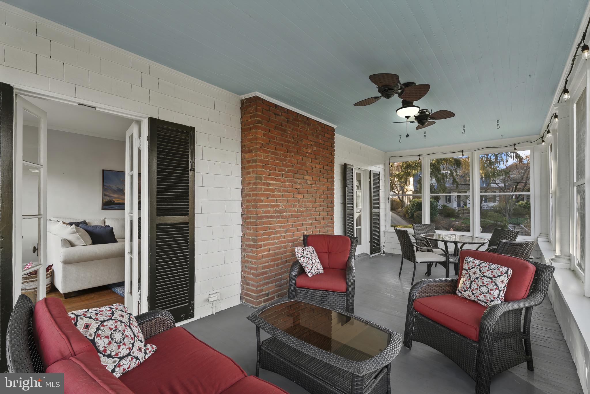 MOUNT WASHINGTON - Residential