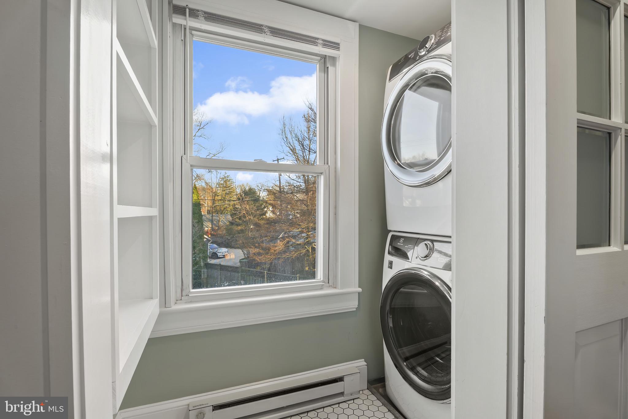 MOUNT WASHINGTON - Residential