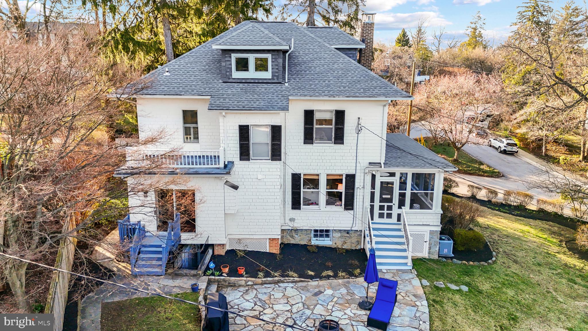 MOUNT WASHINGTON - Residential