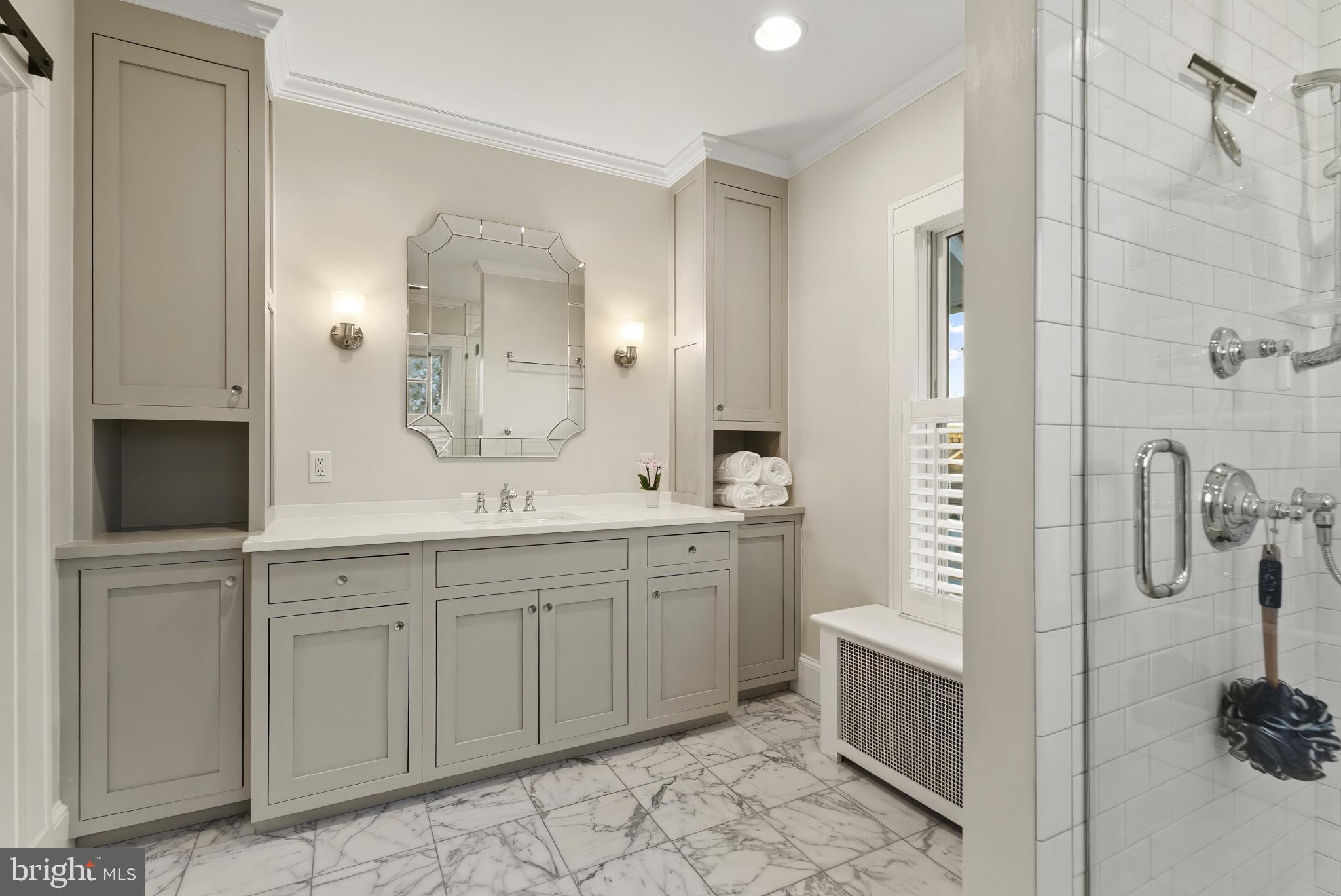 MOUNT WASHINGTON - Residential