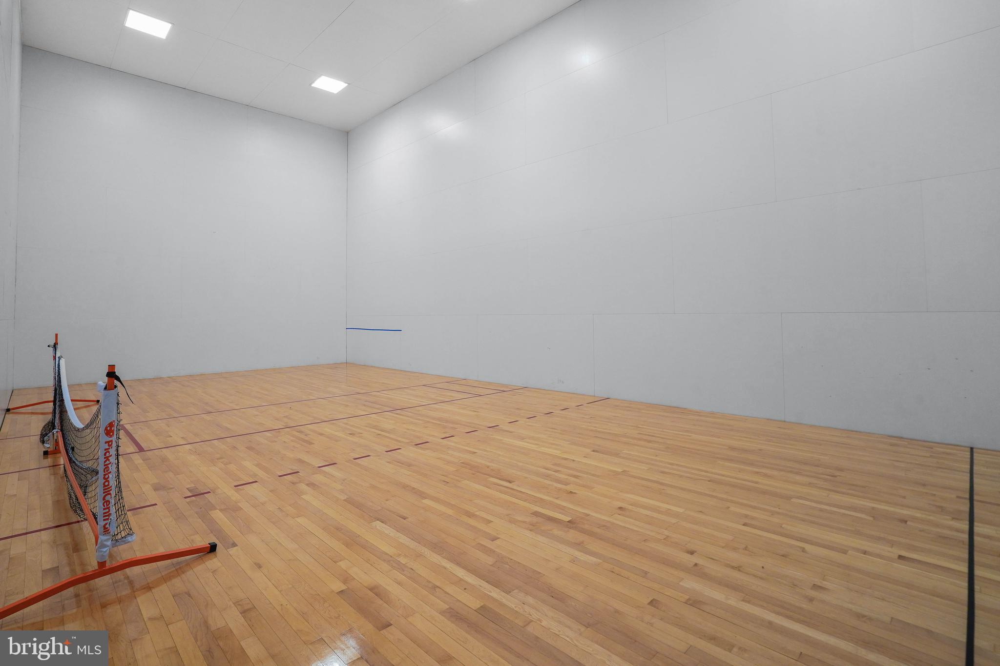 THE WISCONSIN - Residential