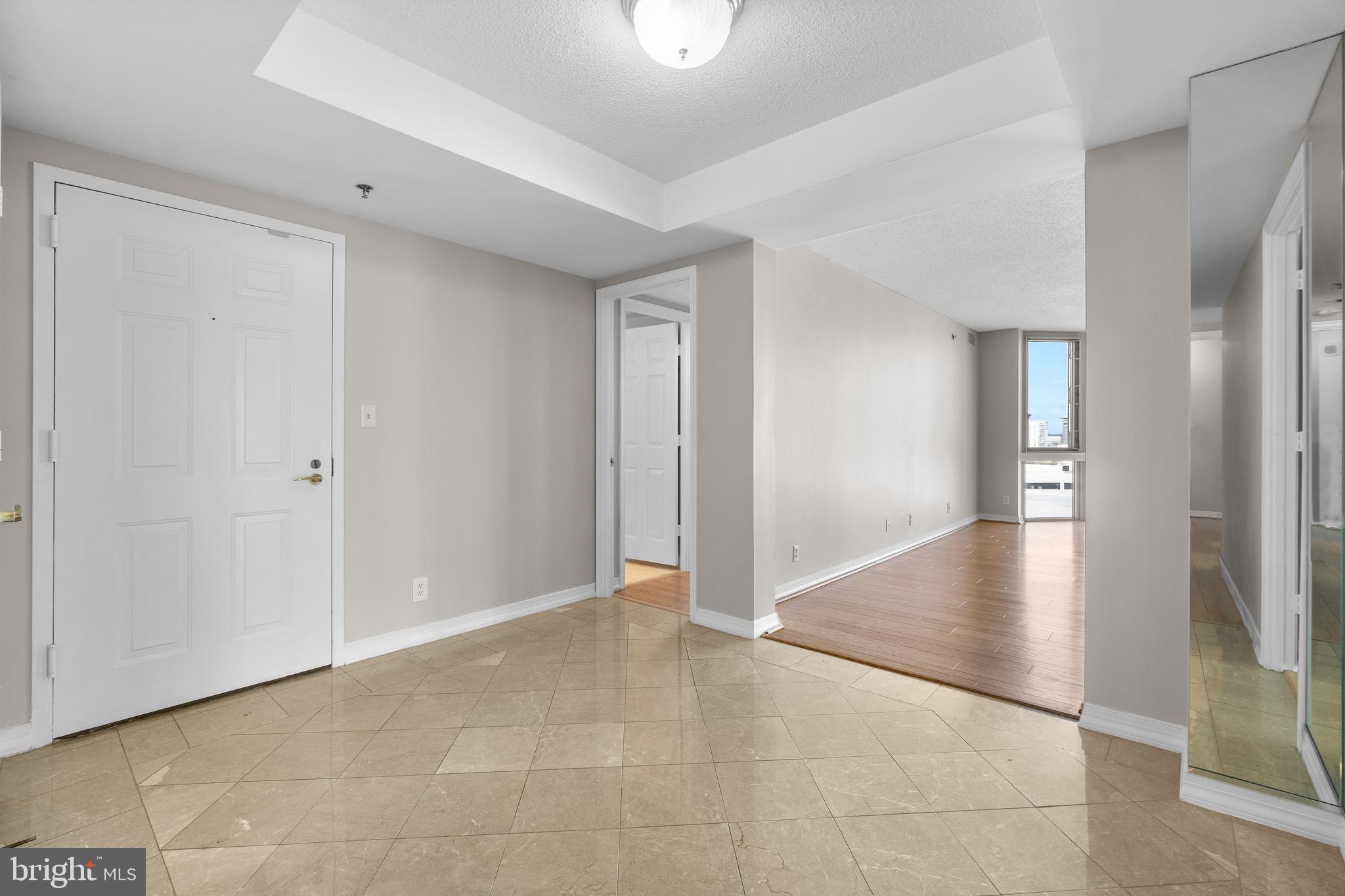 THE WISCONSIN - Residential