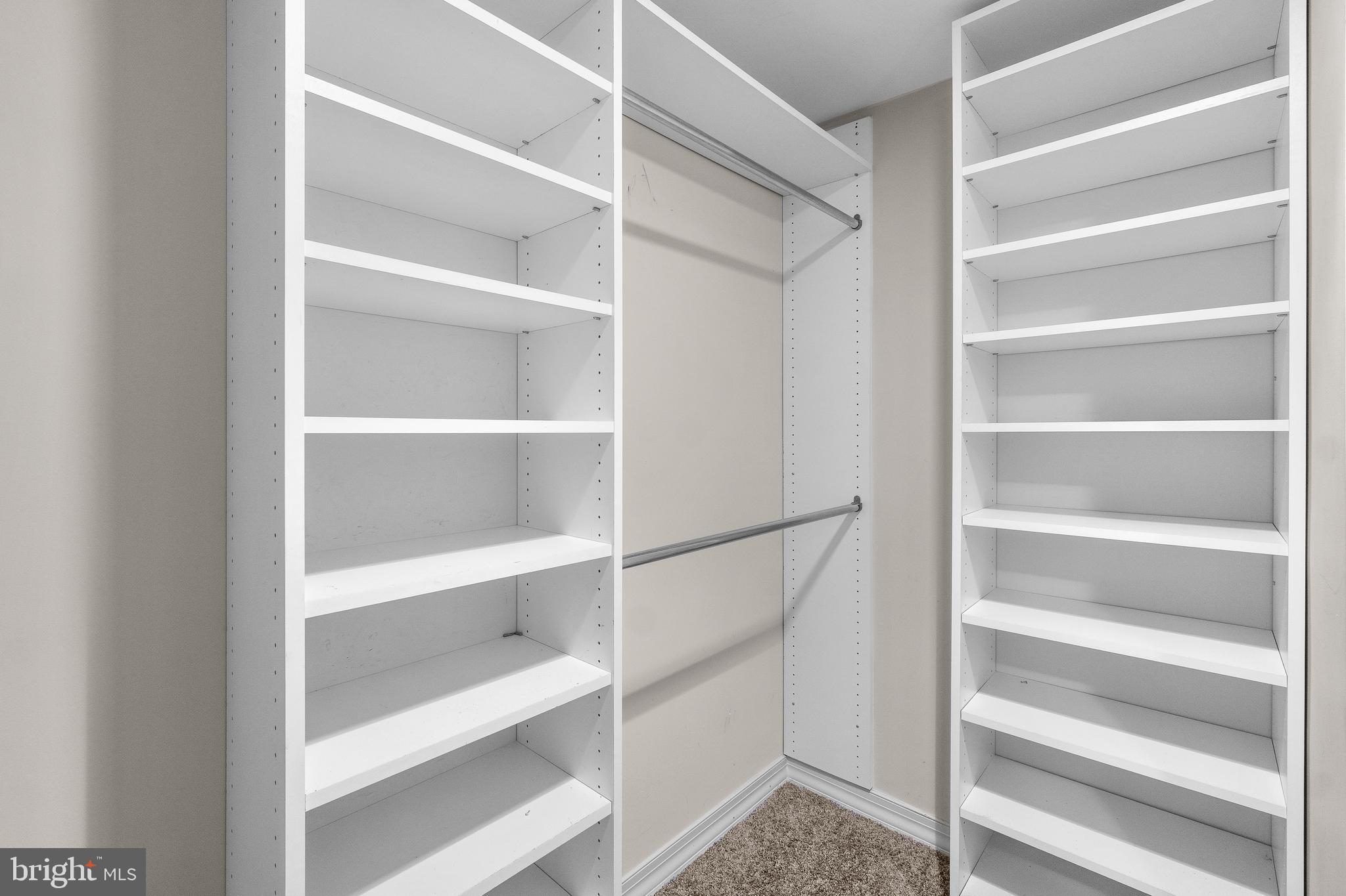 THE WISCONSIN - Residential