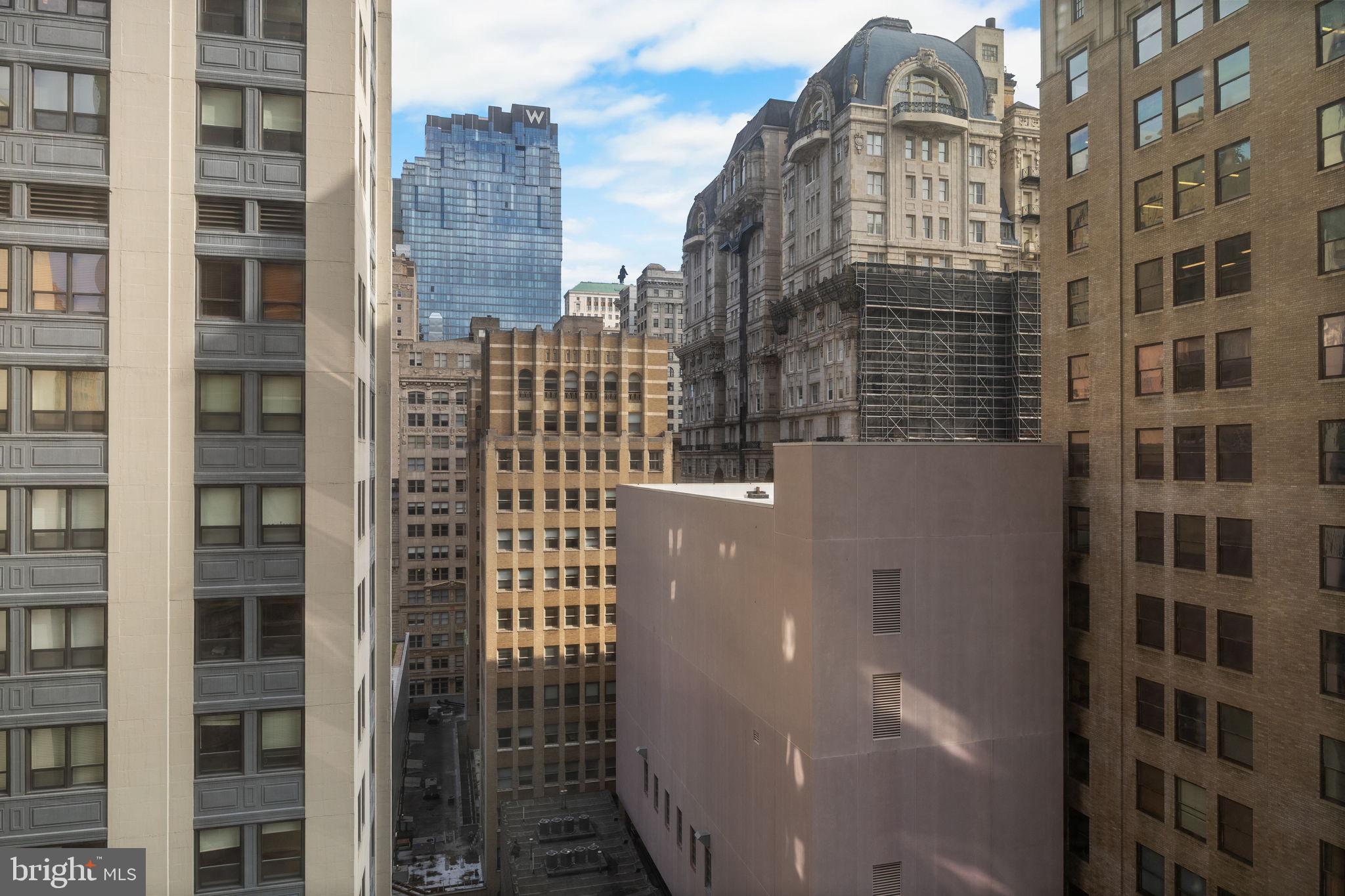 AVENUE OF THE ARTS - Residential