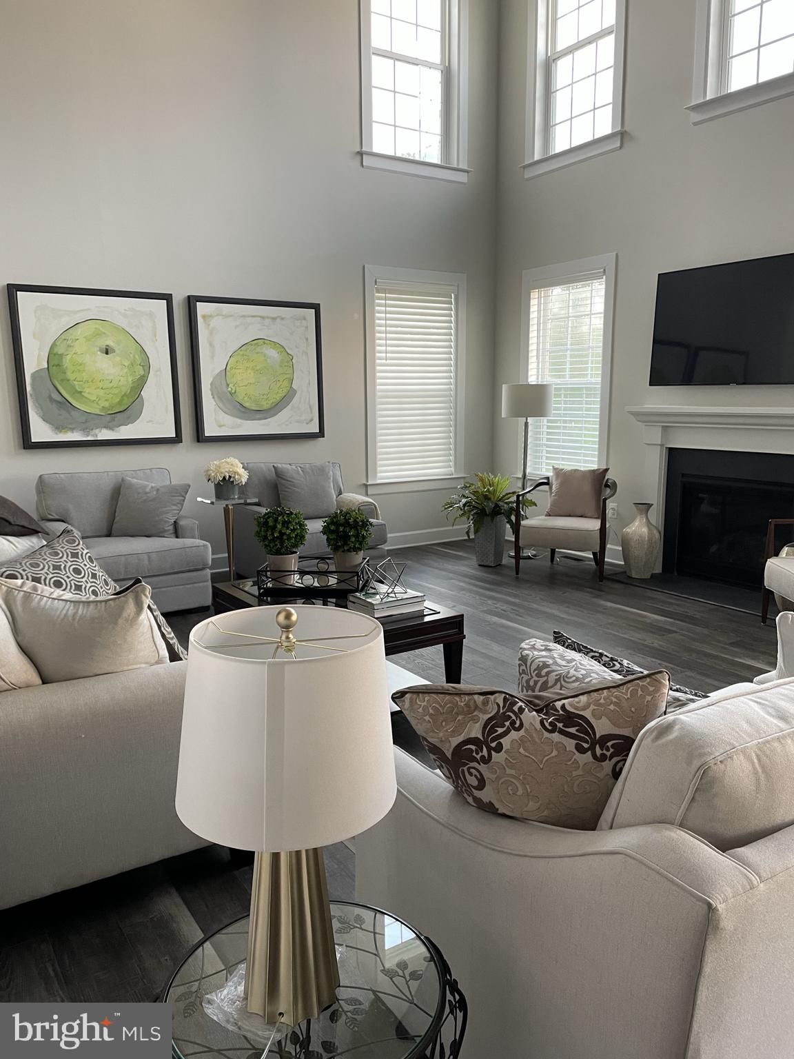 OAK CREEK CLUB - Residential