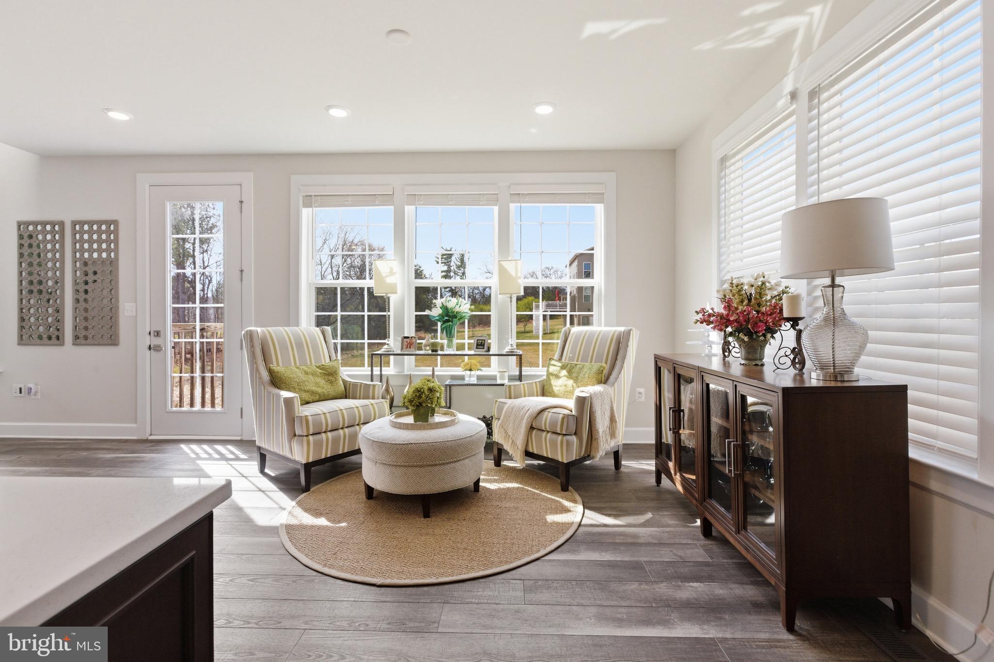 OAK CREEK CLUB - Residential