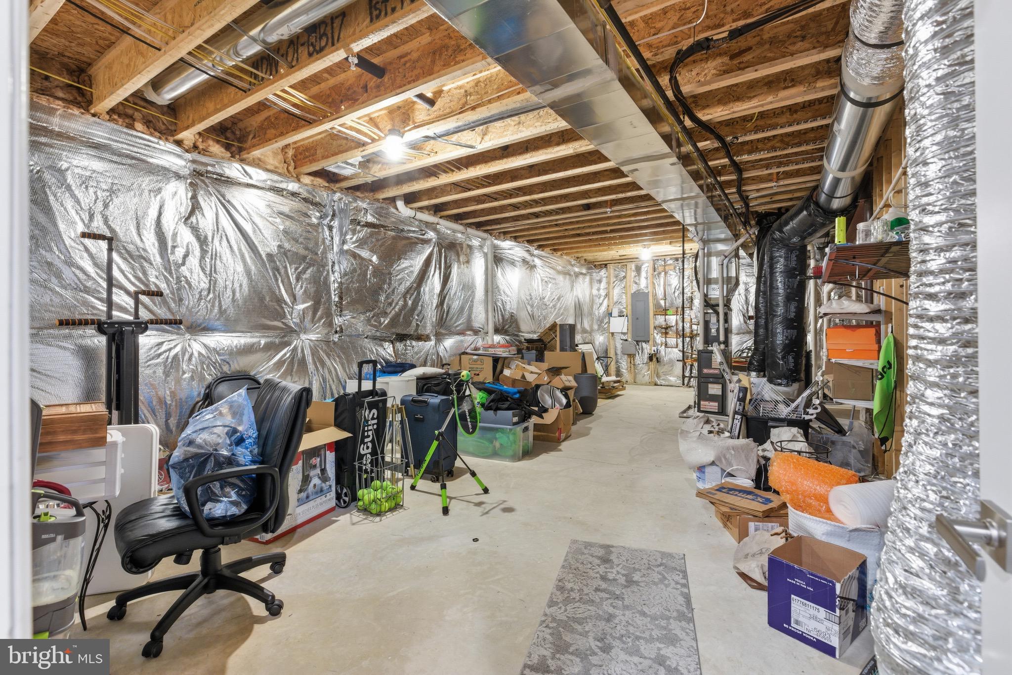 OAK CREEK CLUB - Residential