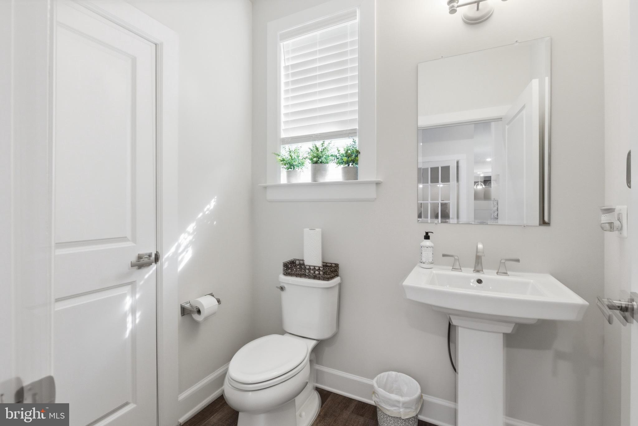 OAK CREEK CLUB - Residential