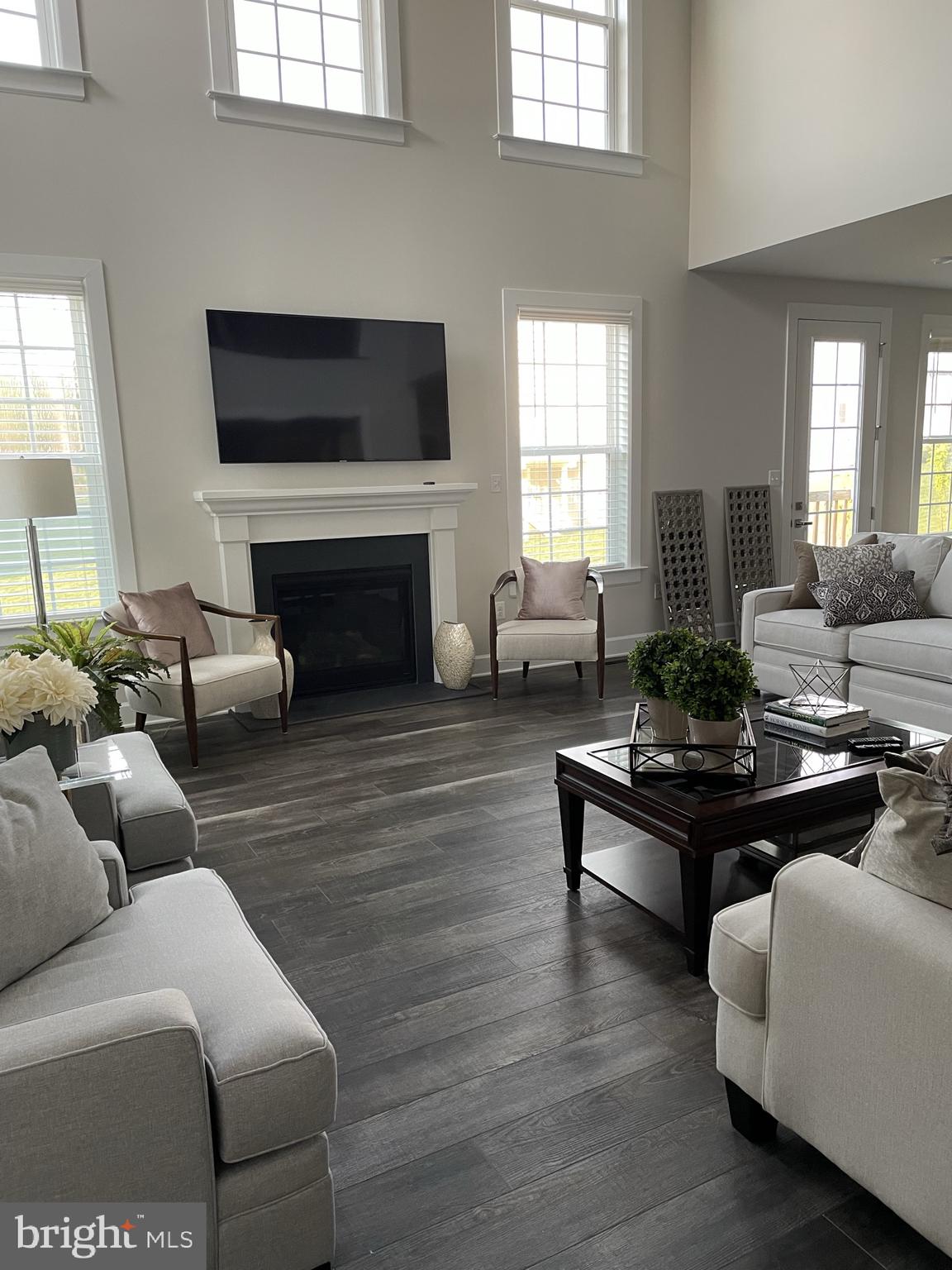 OAK CREEK CLUB - Residential