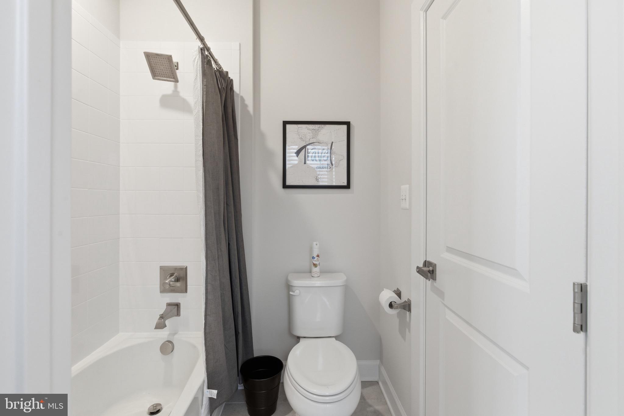 OAK CREEK CLUB - Residential