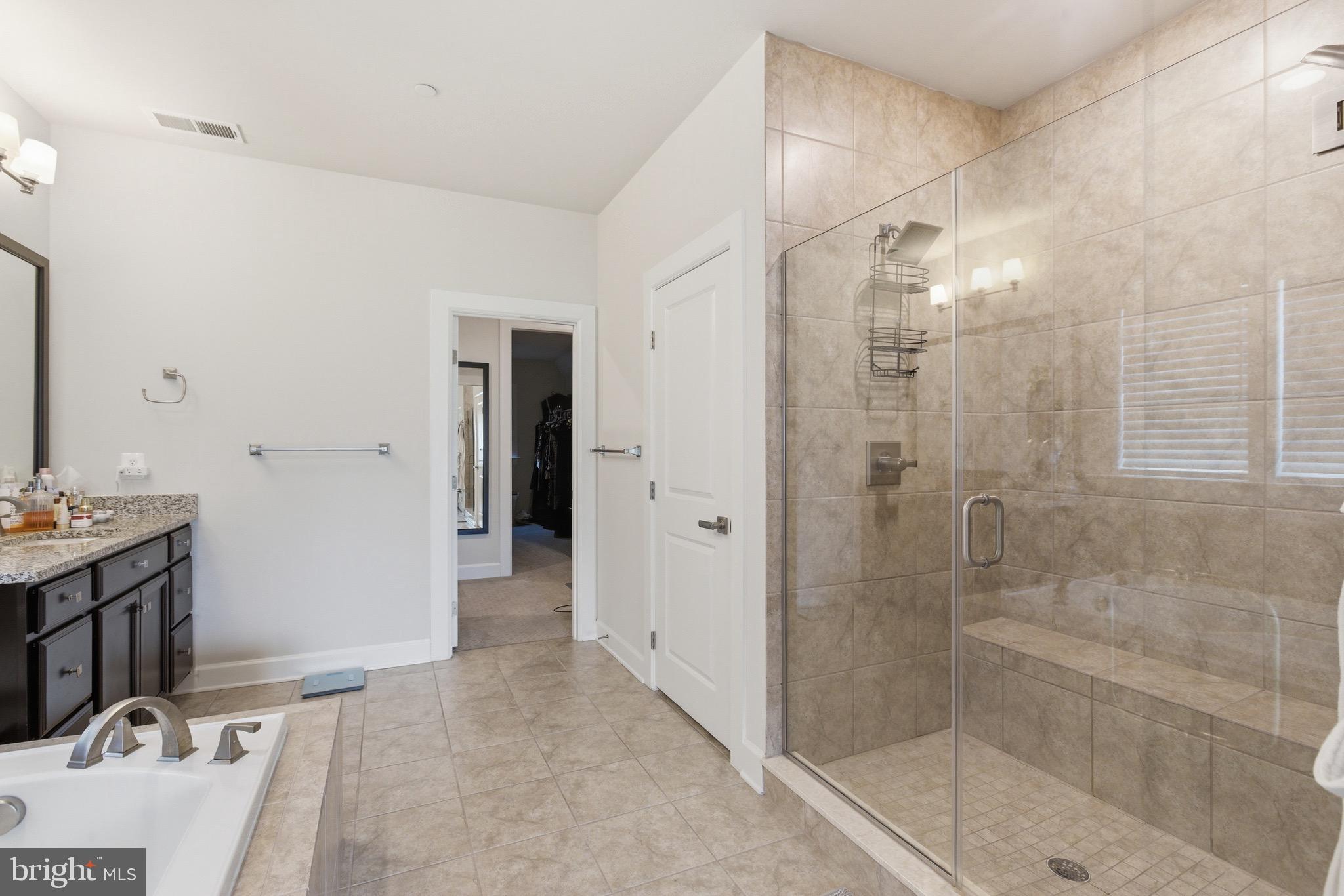 OAK CREEK CLUB - Residential