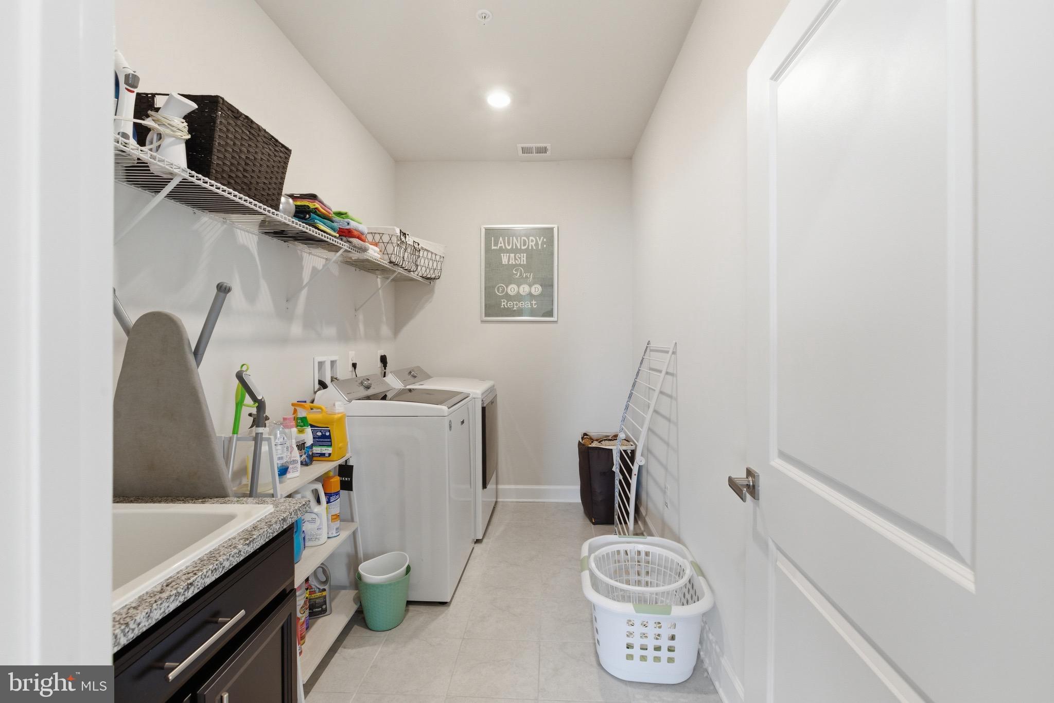 OAK CREEK CLUB - Residential