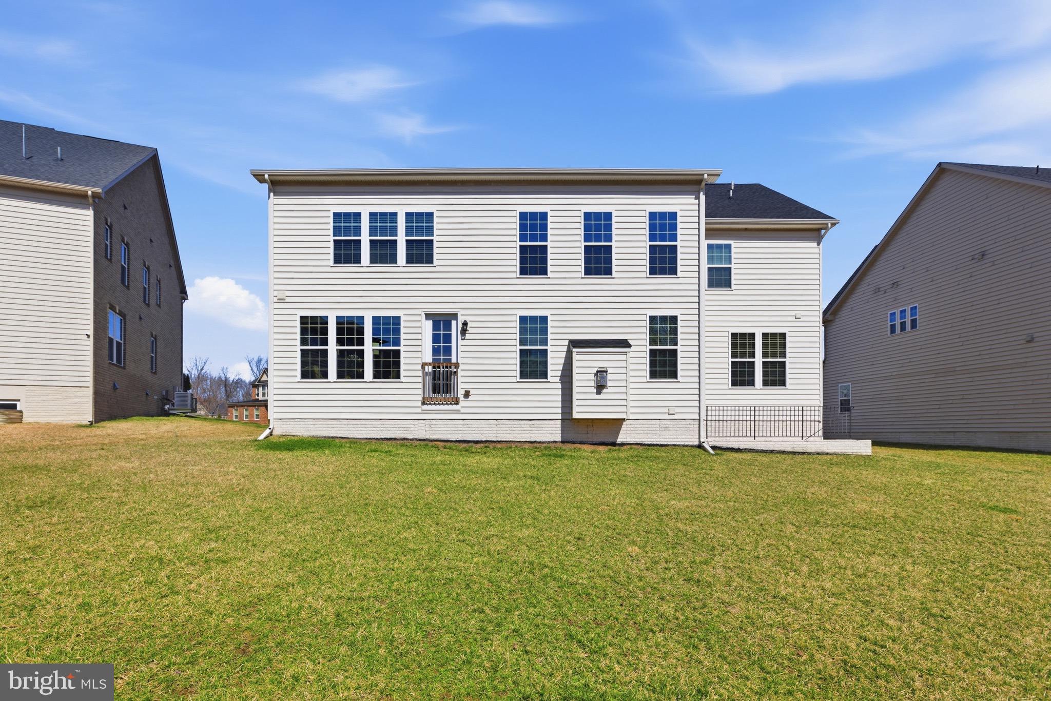 OAK CREEK CLUB - Residential