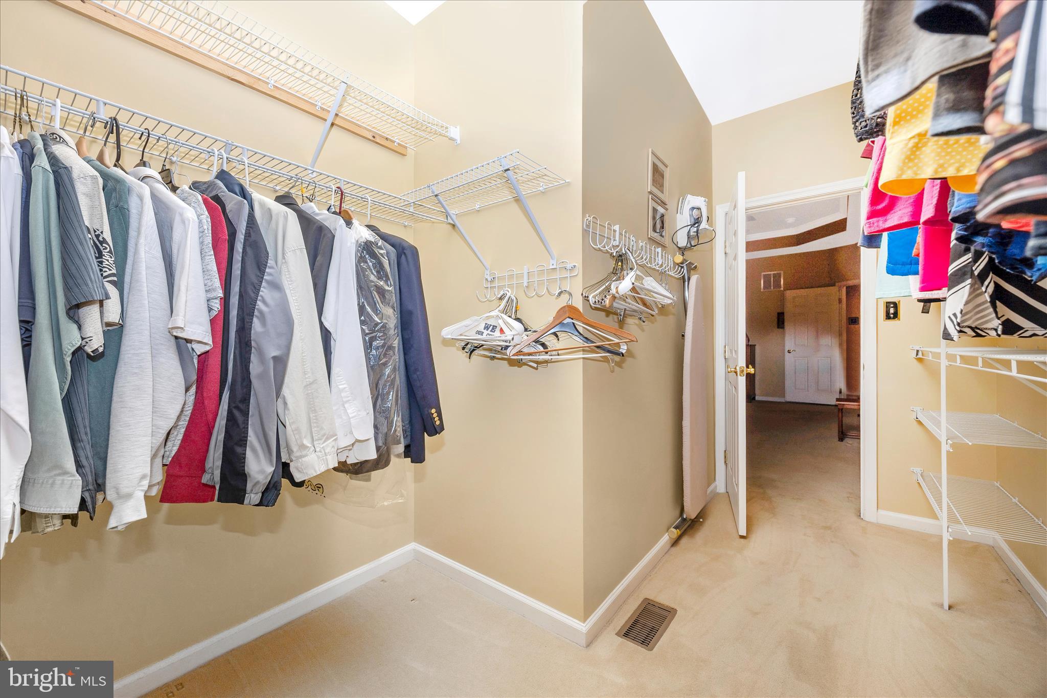 SIGNATURE CLUB AT GREENVIEW - Residential