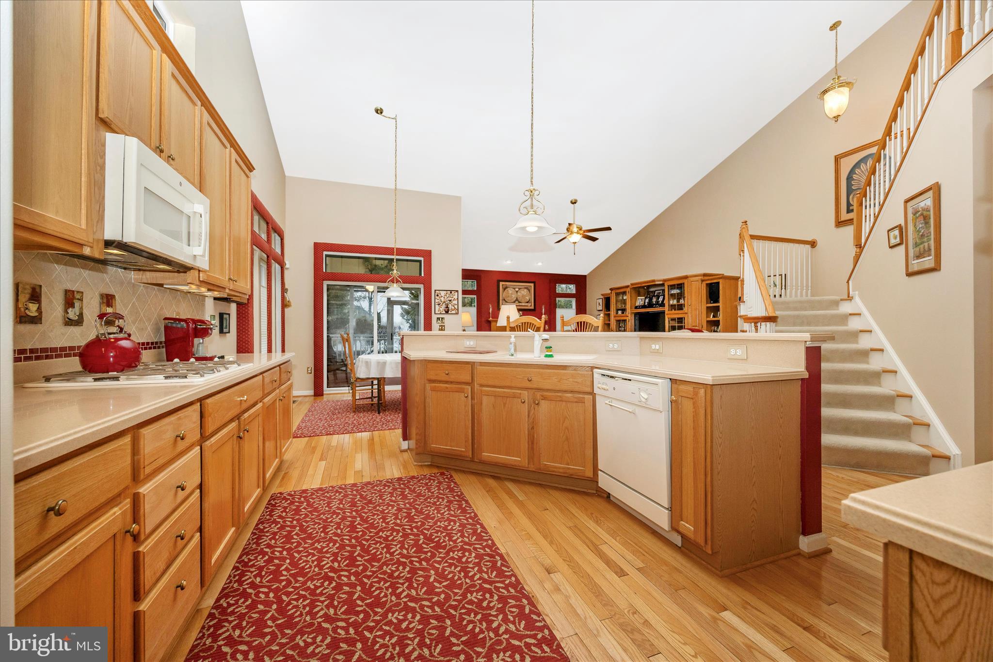 SIGNATURE CLUB AT GREENVIEW - Residential