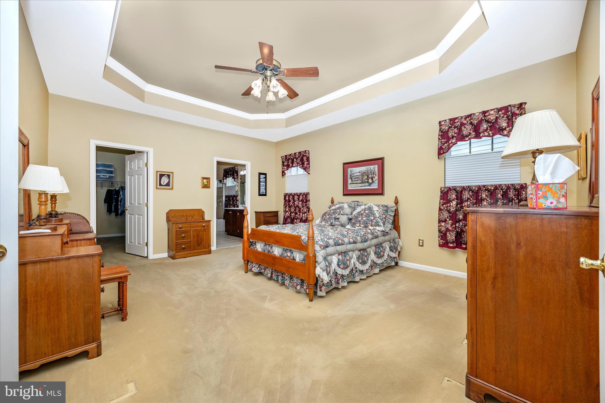 SIGNATURE CLUB AT GREENVIEW - Residential