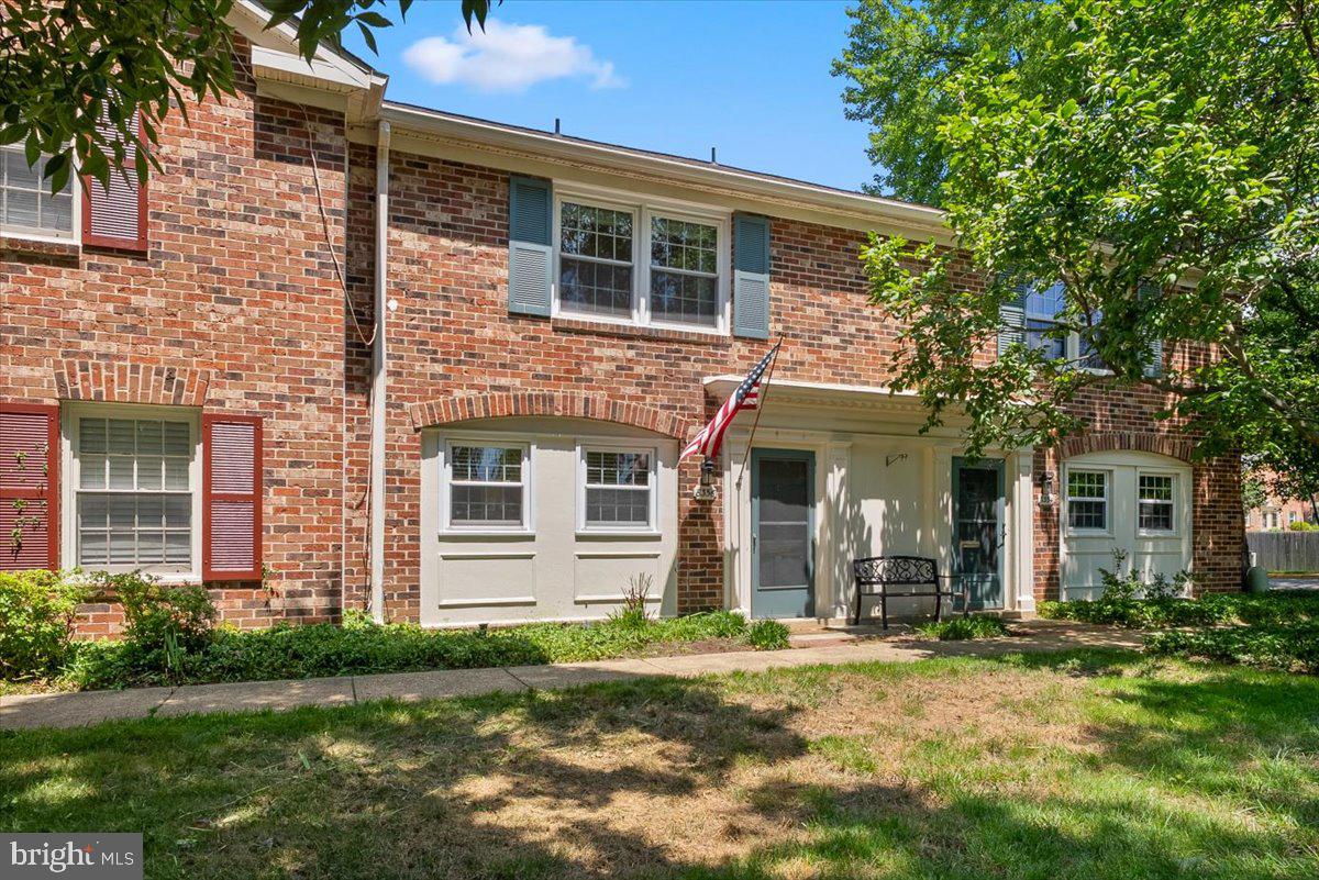 DISCOVER THE CHARM OF 8356 FORRESTER BLVD - WELCOME TO THIS BEAUTIFULLY UPDATED 2-LEVEL TOWNHOME-STYLE CONDO NESTLED IN THE HIGHLY SOUGHT-AFTER CARDINAL FOREST COMMUNITY. FROM THE MOMENT YOU STEP INSIDE, YOU’LL BE CAPTIVATED BY THE OPEN AND INVITING LAYOUT FEATURING A SPACIOUS FOYER AND A DRAMATIC CURVED STAIRCASE THAT SETS THE TONE FOR THE ELEGANCE WITHIN. ENJOY COOKING IN THE MODERN KITCHEN EQUIPPED WITH GRANITE COUNTERTOPS AND STAINLESS-STEEL APPLIANCES, PERFECT FOR BOTH EVERYDAY LIVING AND ENTERTAINING. THE STEP-DOWN LIVING ROOM WITH SOARING HIGH CEILINGS ADDS A CONTEMPORARY TOUCH WHILE FLOODING THE HOME WITH NATURAL LIGHT. UPSTAIRS, YOU'LL FIND THREE GENEROUS BEDROOMS, INCLUDING A PRIMARY SUITE WITH A BEAUTIFULLY BATHROOM. A SECOND FULL BATH AND A CONVENIENT MAIN-LEVEL HALF BATH OFFER COMFORT AND FUNCTIONALITY FOR FAMILY AND GUESTS. WHETHER YOU'RE RELAXING INDOORS OR ENJOYING THE PEACEFUL COMMUNITY SURROUNDINGS, THIS HOME SEAMLESSLY BLENDS STYLE, SPACE, AND CONVENIENCE. RECENT UPDATES INCLUDE – NEW PAINT THROUGHOUT, DISHWASHER 2024, STOVE 2024, WASHER 2024, DRYER 2025. THE HOME IS LOW MAINTENANCE AS THE CONDO FEE INCLUDES WATER, GAS, EXTERIOR MAINTENANCE INCLUDING YARD SERVICE, FENCE, AND ROOF! CARDINAL FOREST IS MORE THAN JUST A PLACE TO LIVE—IT'S A COMMUNITY! RESIDENTS ENJOY ACCESS TO A VARIETY OF AMENITIES, INCLUDING OUTDOOR POOLS, TENNIS COURTS, BASKETBALL COURTS, AND SEVERAL TOT LOTS/PLAYGROUNDS. THE COMMUNITY ALSO FEATURES SCENIC BIKE TRAILS AND PICNIC AREAS, PERFECT FOR OUTDOOR ENTHUSIASTS. LOCATED CLOSE TO SCHOOLS, MAJOR COMMUTER ROUTES, SHOPS, AND RESTAURANTS, THIS HOME OFFERS BOTH COMFORT AND CONVENIENCE. DON'T MISS THIS OPPORTUNITY TO OWN A PIECE OF THE HIGHLY DESIRABLE CARDINAL FOREST NEIGHBORHOOD. WELCOME HOME!
