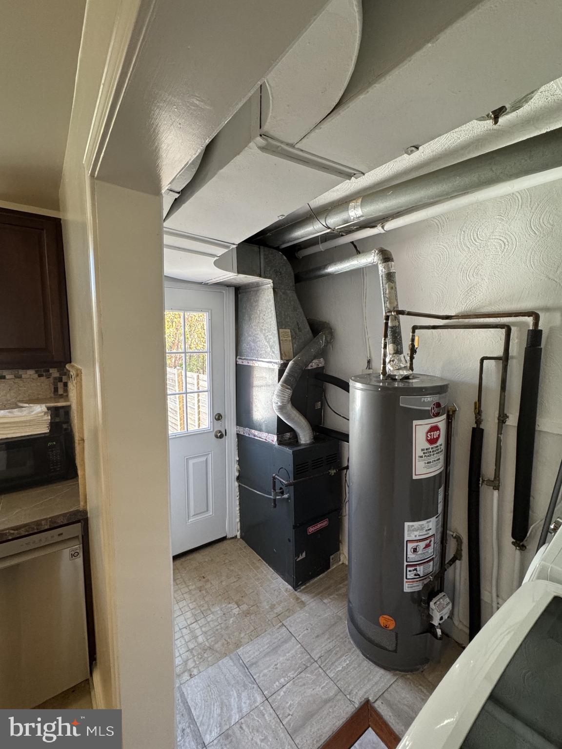 HUME SPRINGS - Residential