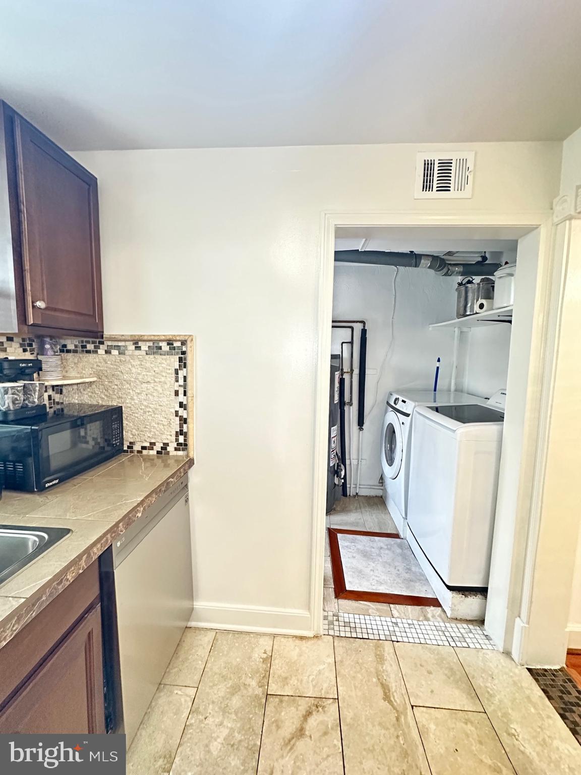 HUME SPRINGS - Residential