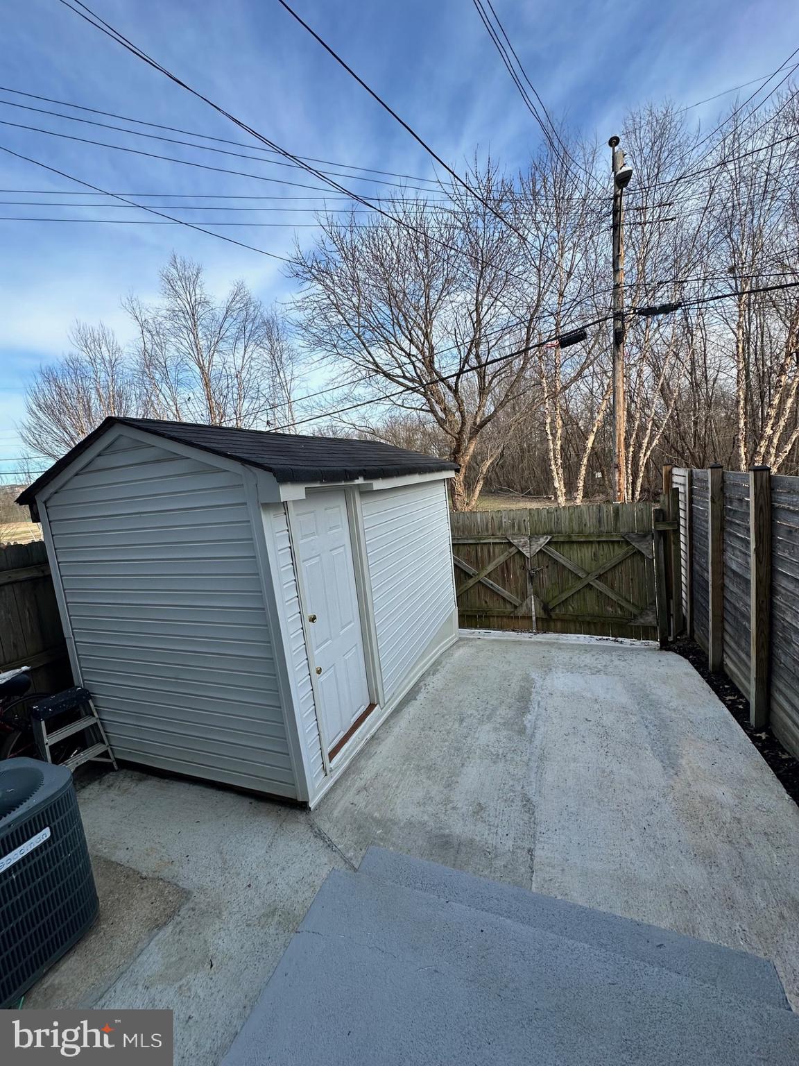 HUME SPRINGS - Residential