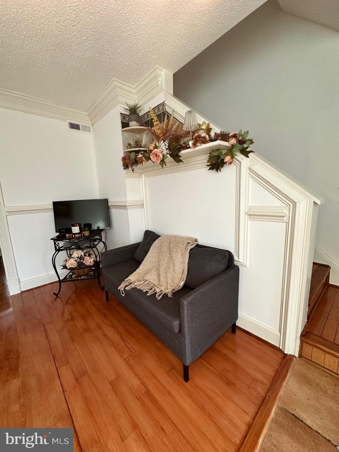 HUME SPRINGS - Residential