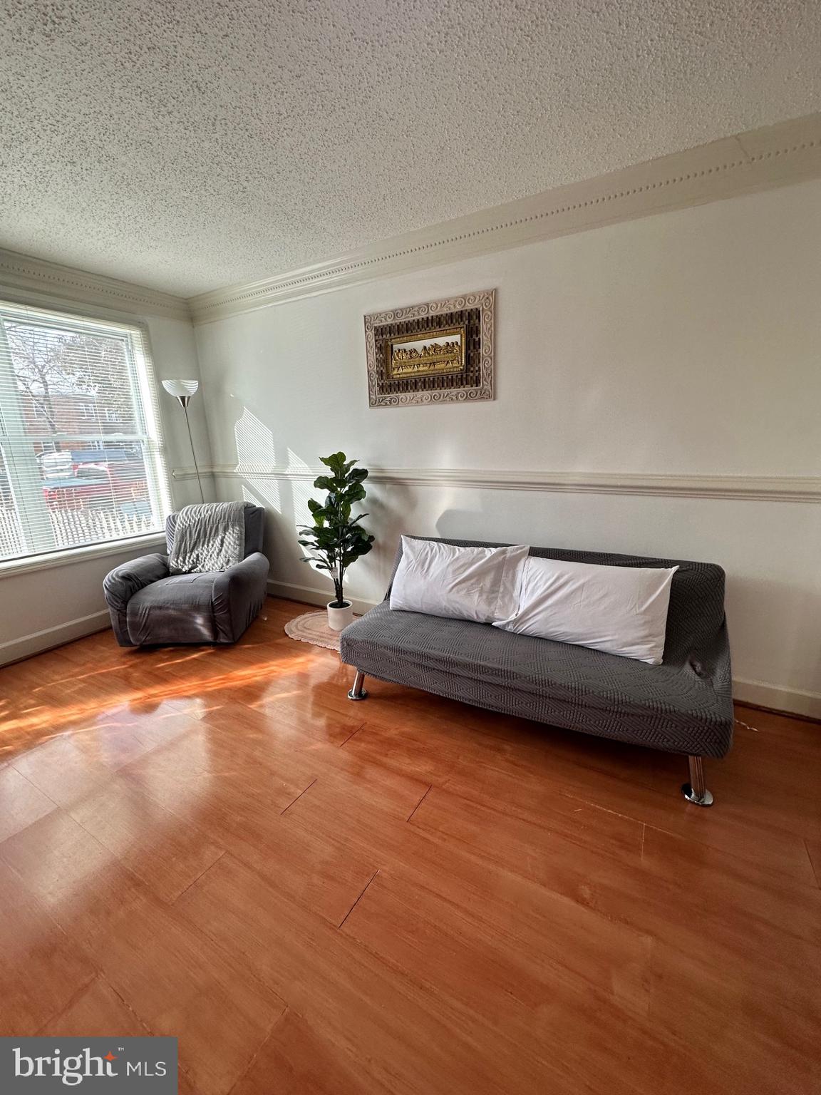 HUME SPRINGS - Residential