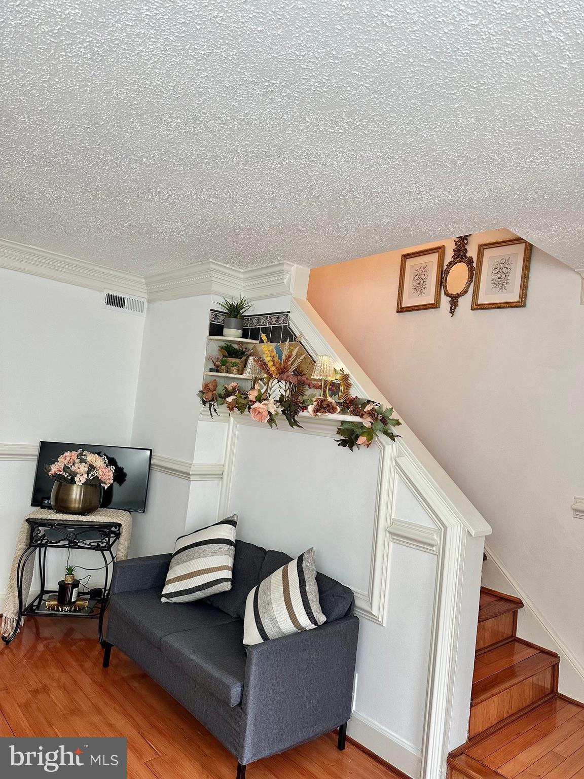 HUME SPRINGS - Residential