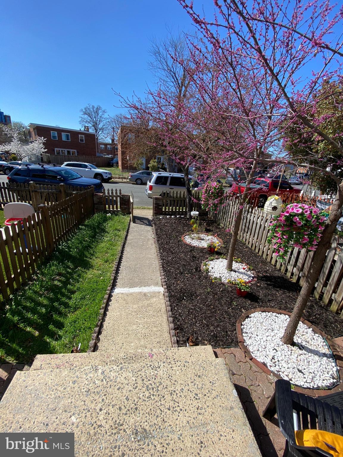 HUME SPRINGS - Residential