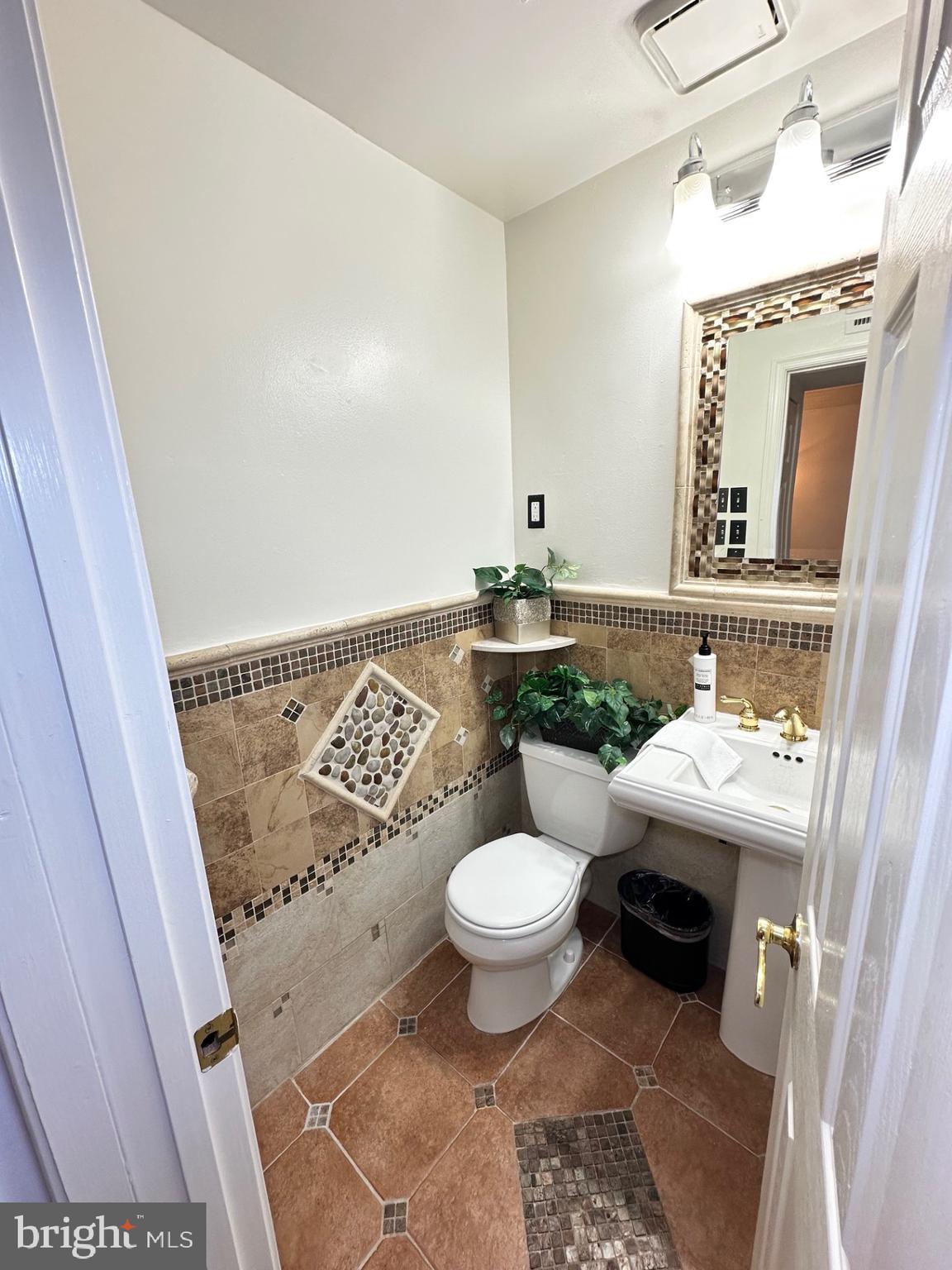 HUME SPRINGS - Residential