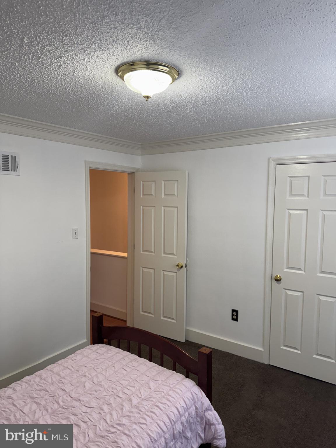 HUME SPRINGS - Residential