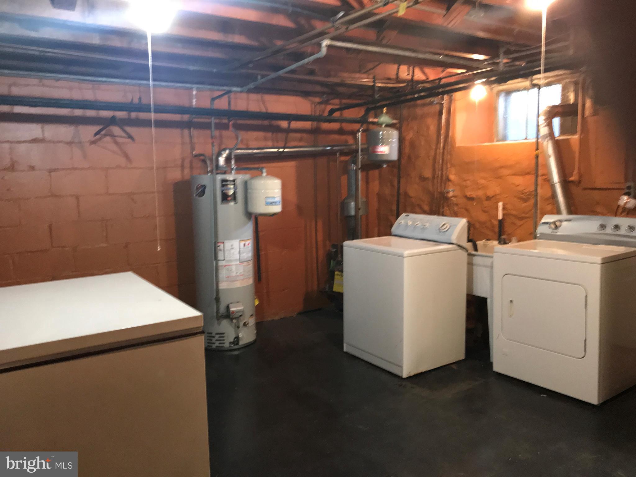 COLD SPRING NEWTOWN - Residential