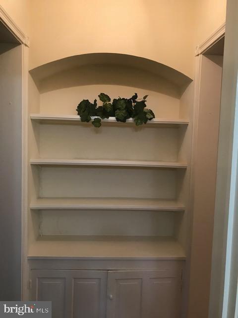 COLD SPRING NEWTOWN - Residential