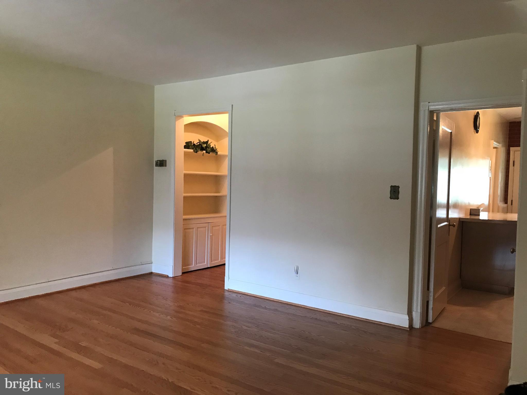 COLD SPRING NEWTOWN - Residential