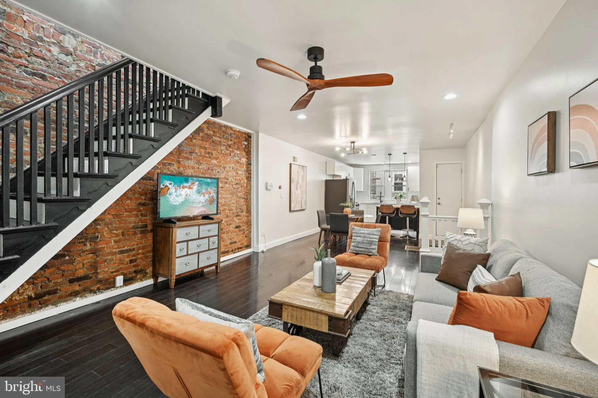 Philadelphia, Pennsylvania 19146, United States, 3 Bedrooms Bedrooms, ,2 BathroomsBathrooms,Residential,Coming Soon,161945