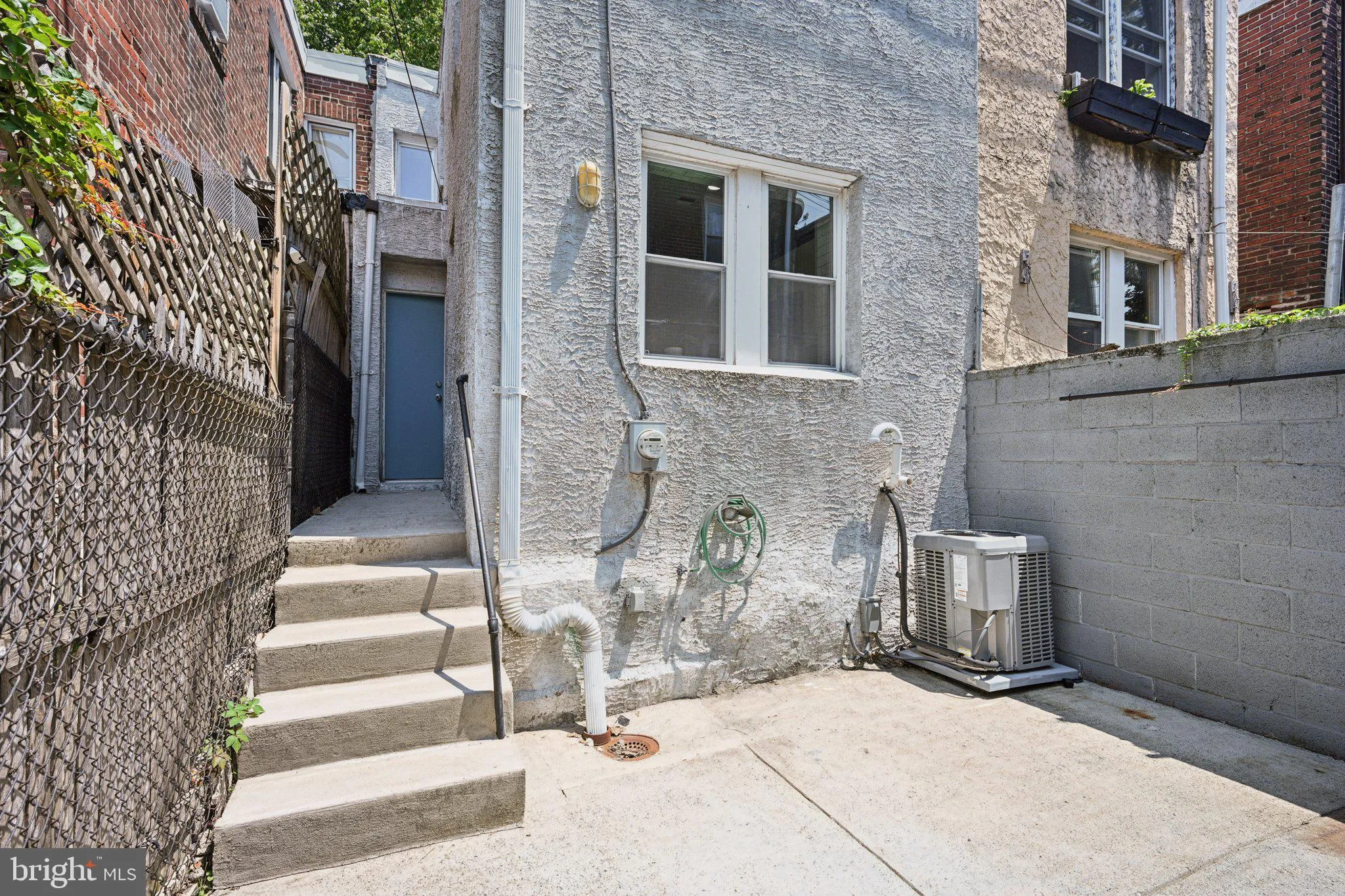 Philadelphia, Pennsylvania 19146, United States, 3 Bedrooms Bedrooms, ,2 BathroomsBathrooms,Residential,Coming Soon,161945