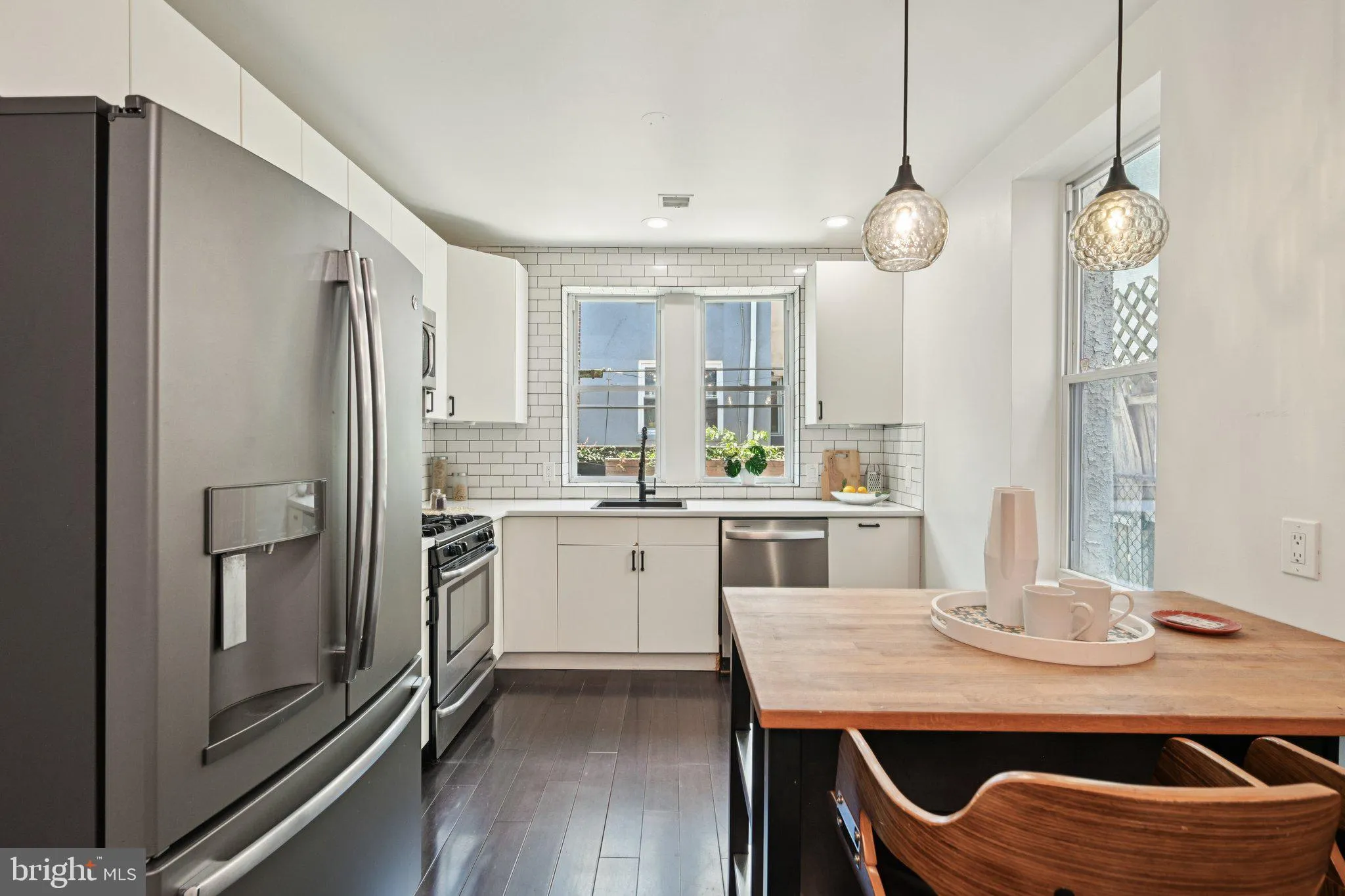 Philadelphia, Pennsylvania 19146, United States, 3 Bedrooms Bedrooms, ,2 BathroomsBathrooms,Residential,Coming Soon,161945